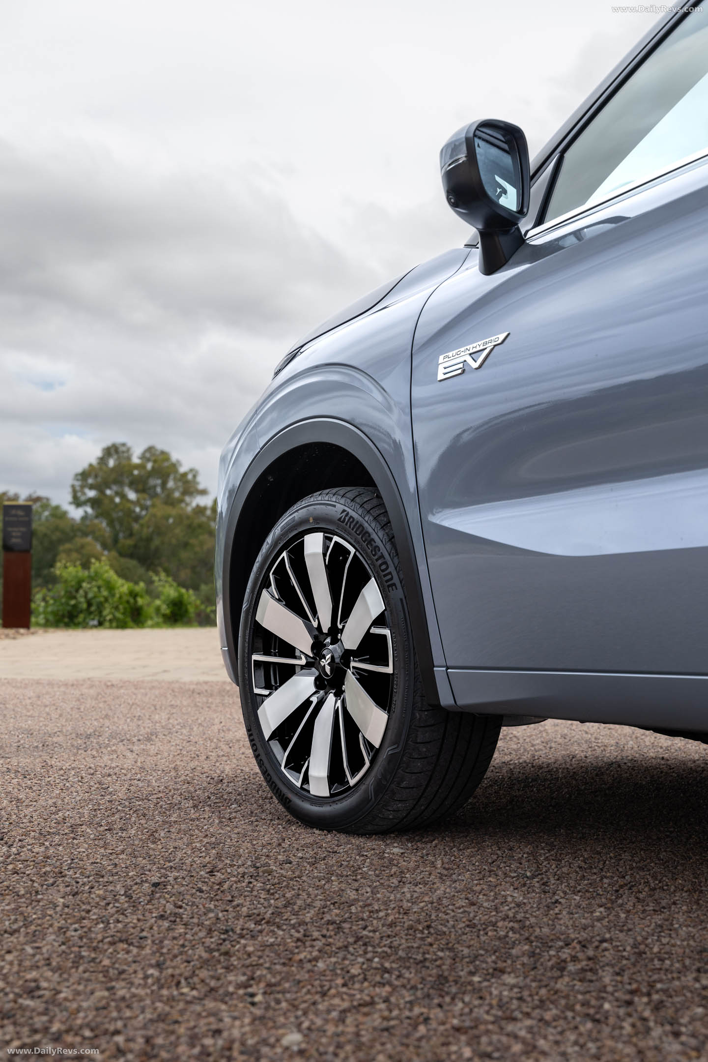 2026 Mitsubishi Outlander PHEV Australian Version Exterior