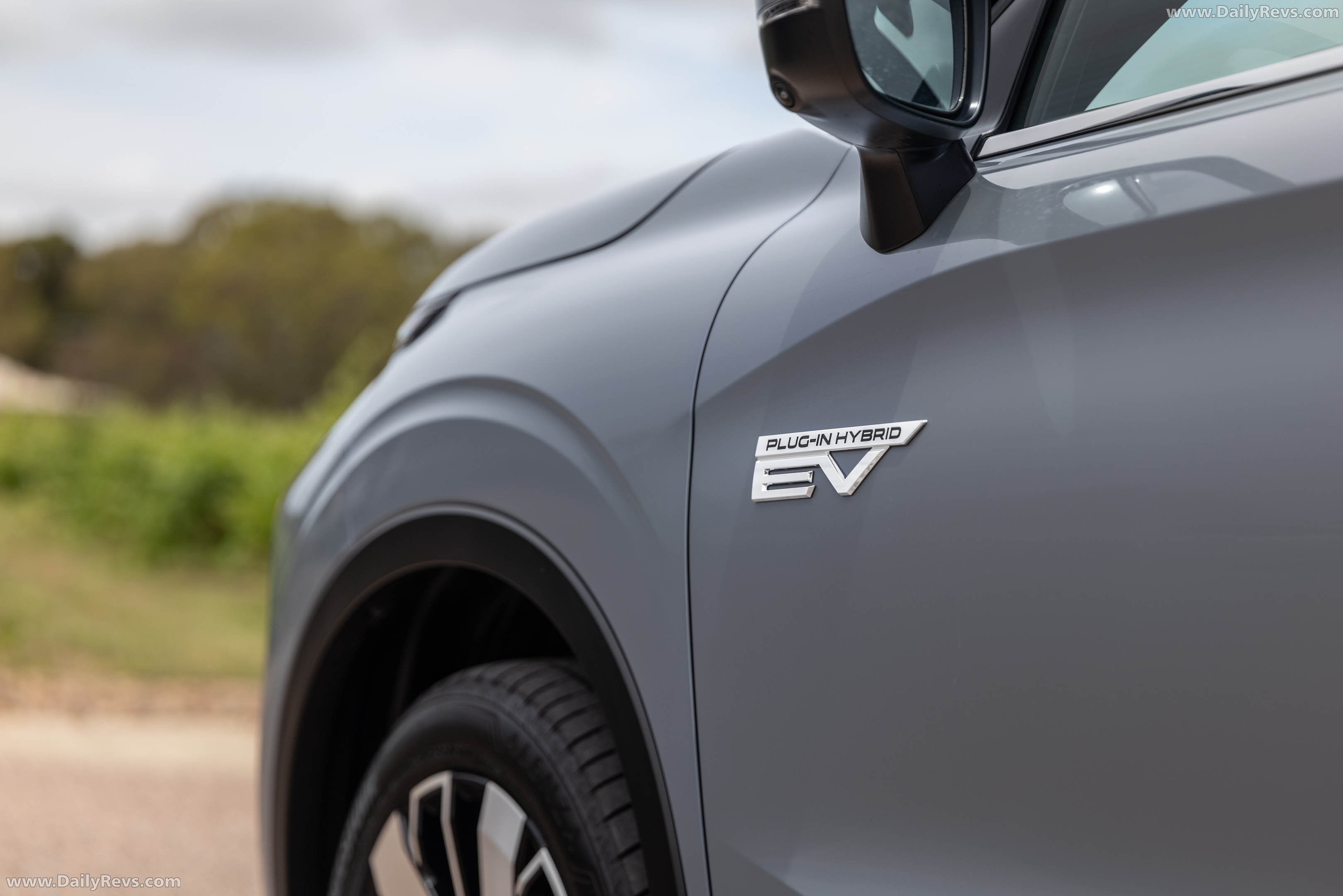 2026 Mitsubishi Outlander PHEV Australian Version Exterior