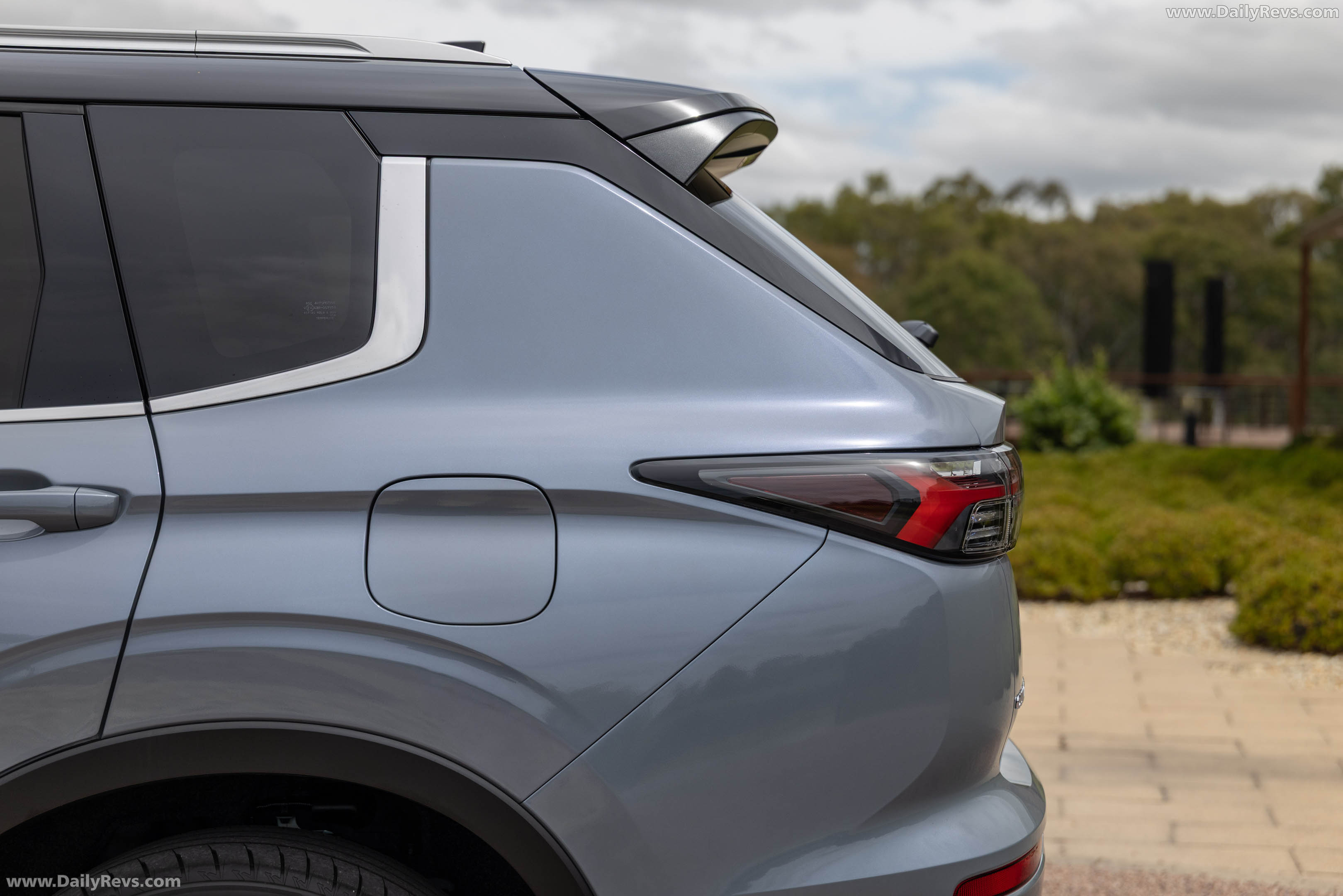 2026 Mitsubishi Outlander PHEV Australian Version Exterior