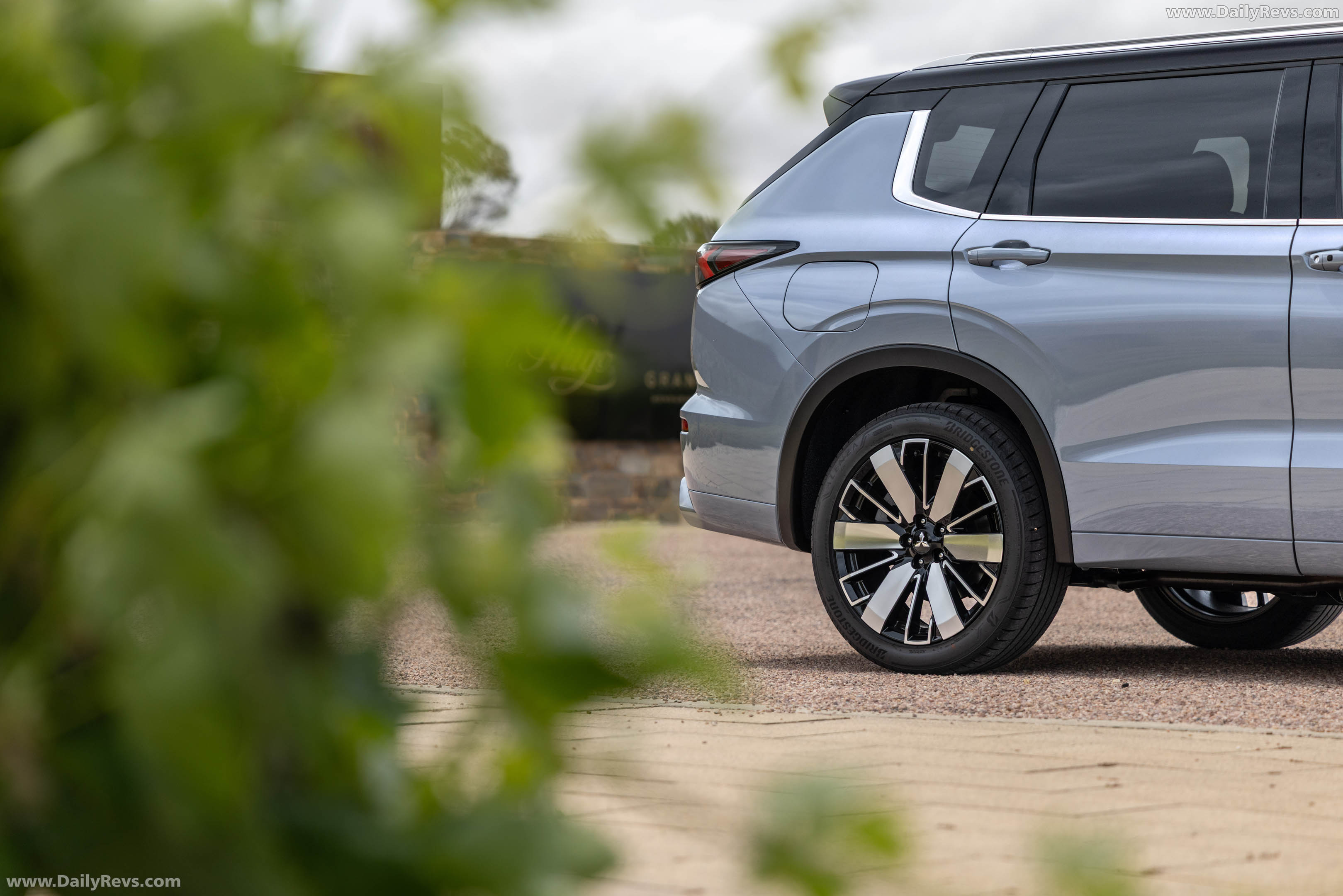 2026 Mitsubishi Outlander PHEV Australian Version Exterior