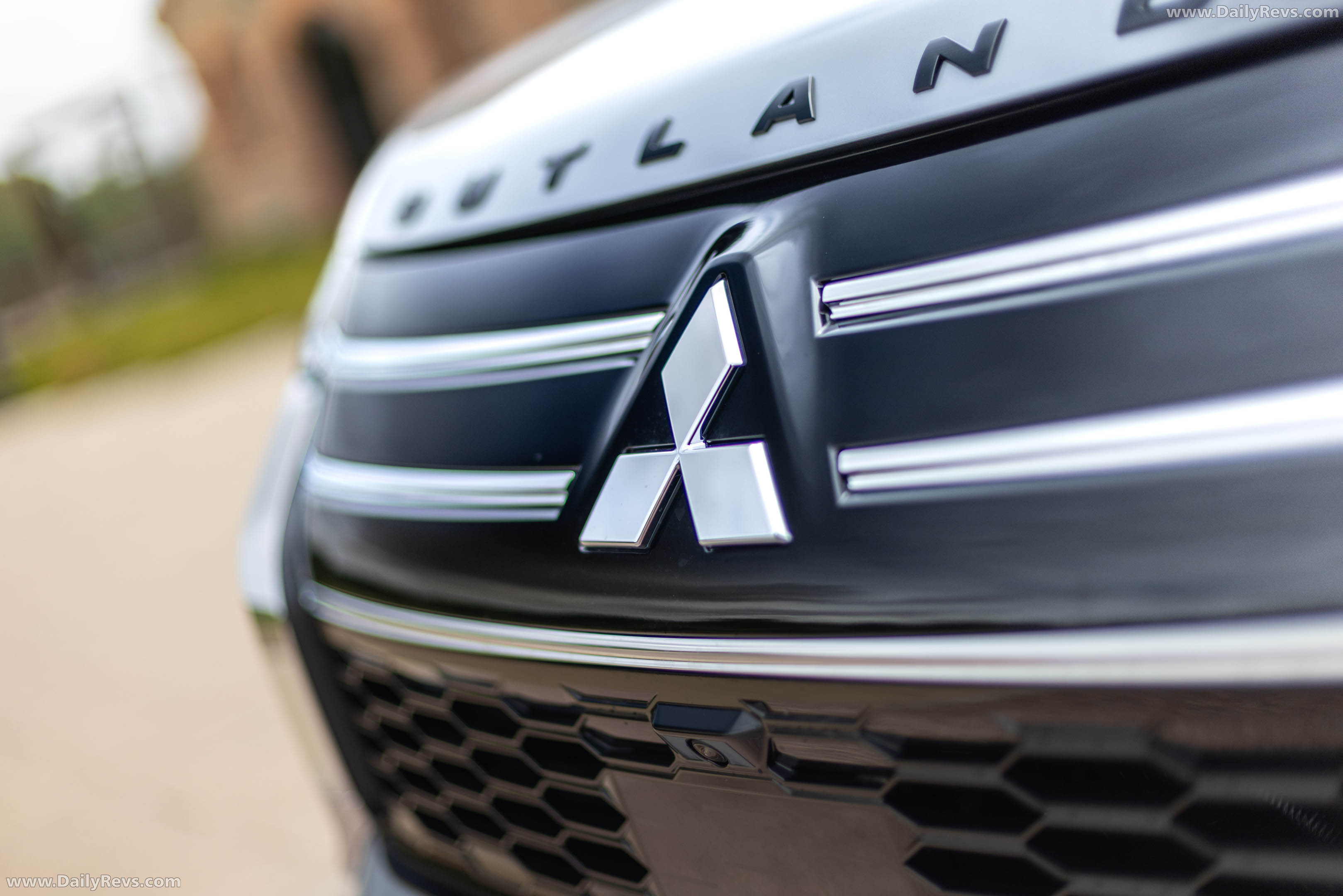2026 Mitsubishi Outlander PHEV Australian Version Exterior