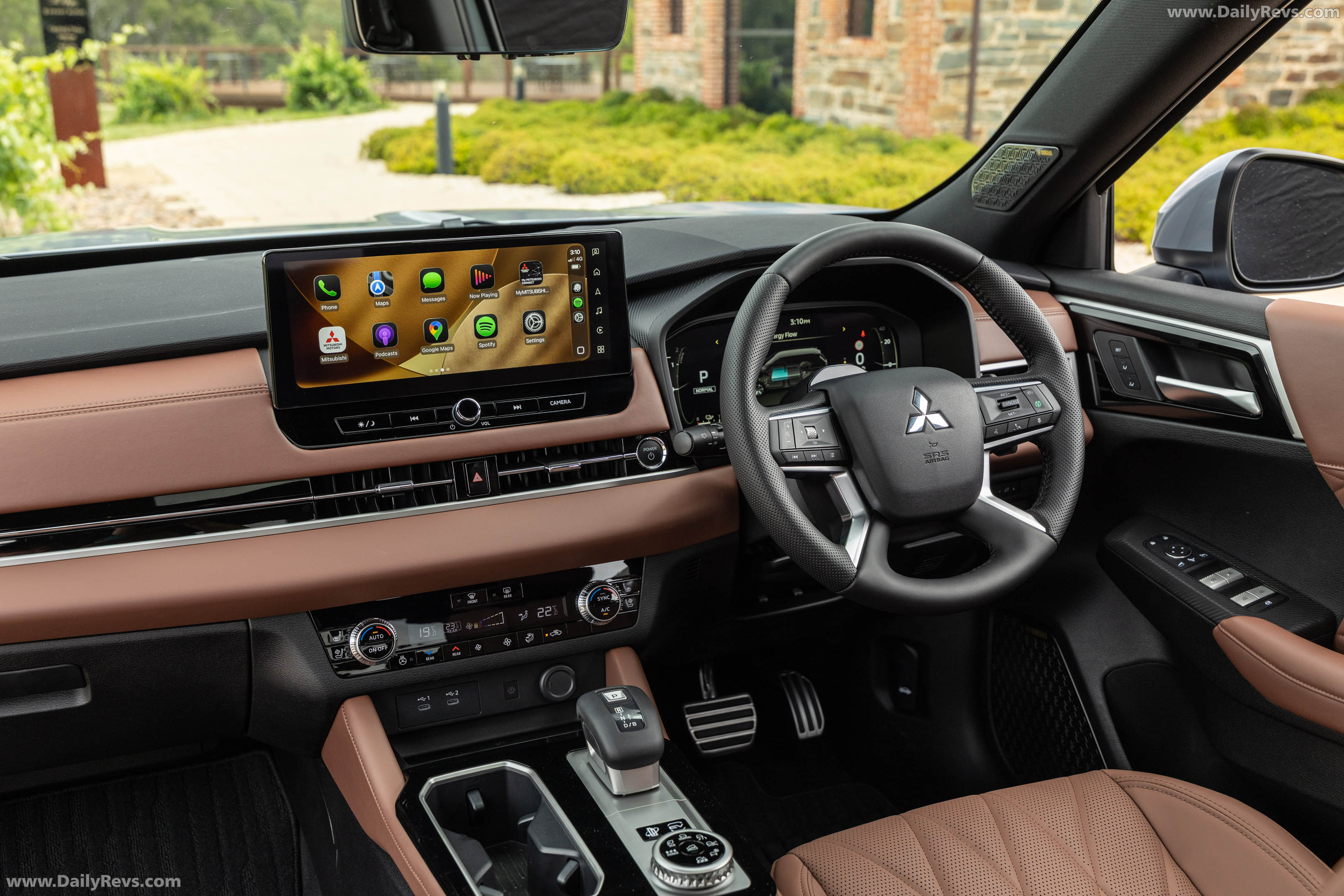2026 Mitsubishi Outlander PHEV Australian Version Interior