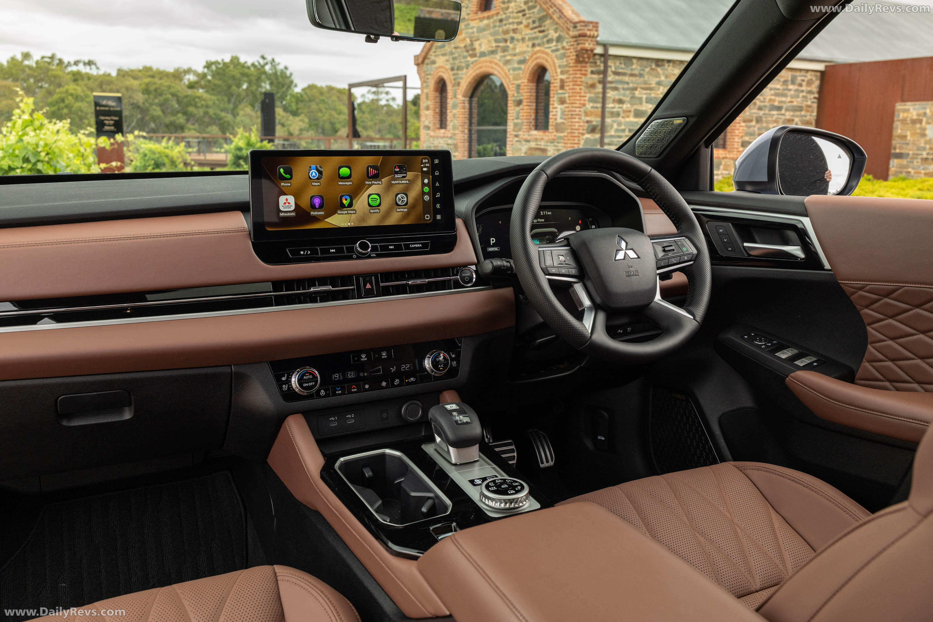 2026 Mitsubishi Outlander PHEV Australian Version Interior