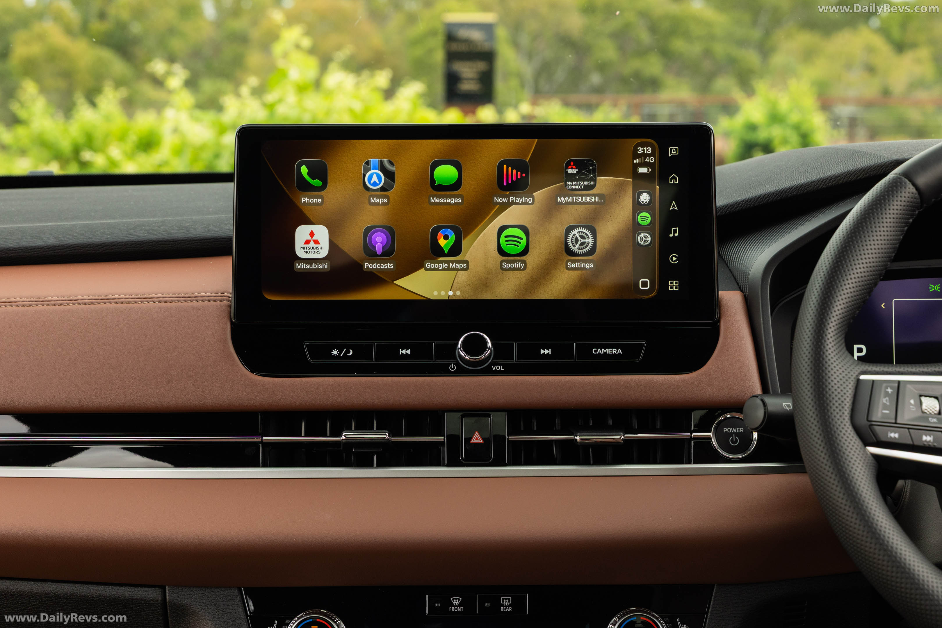 2026 Mitsubishi Outlander PHEV Australian Version Interior