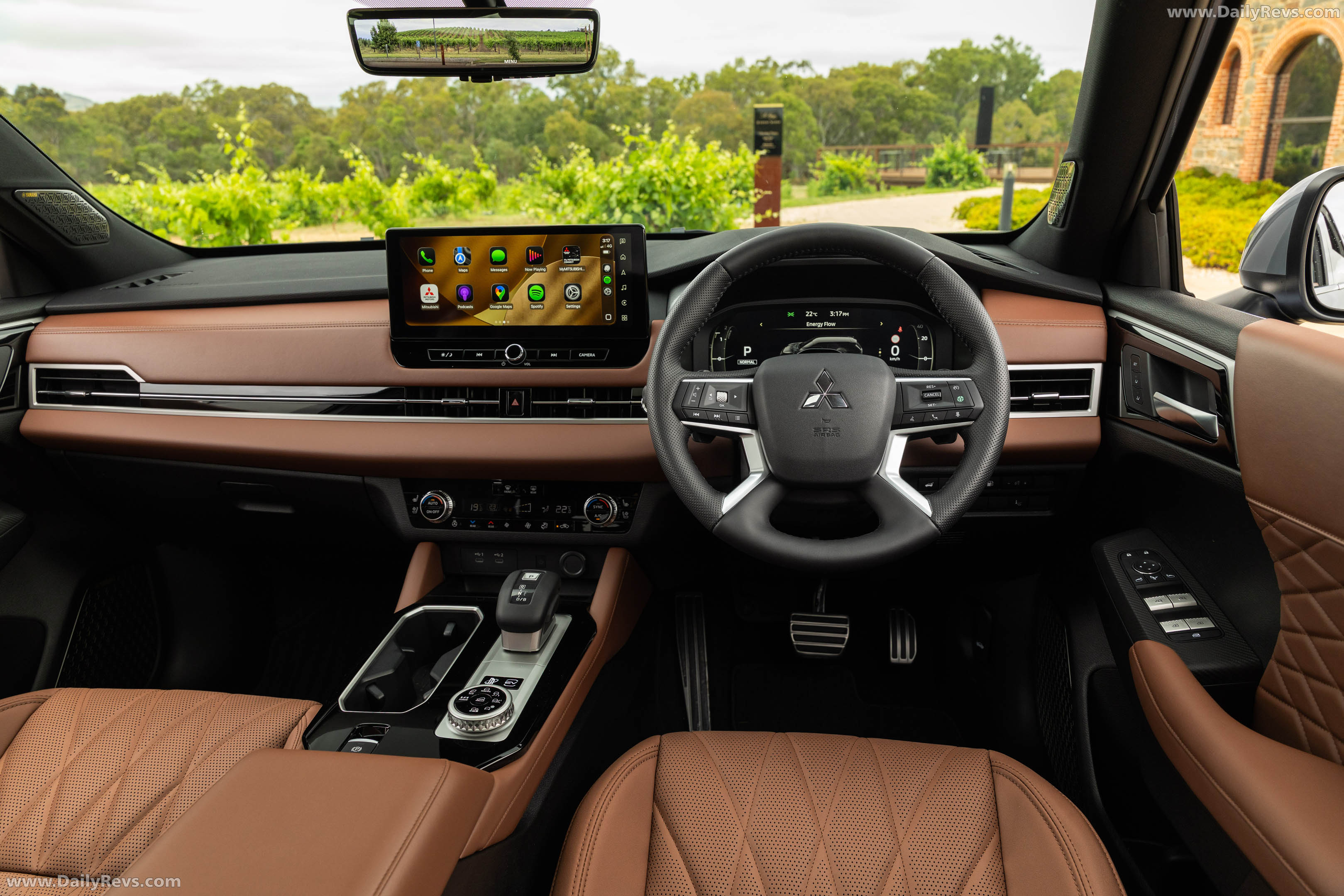 2026 Mitsubishi Outlander PHEV Australian Version Interior
