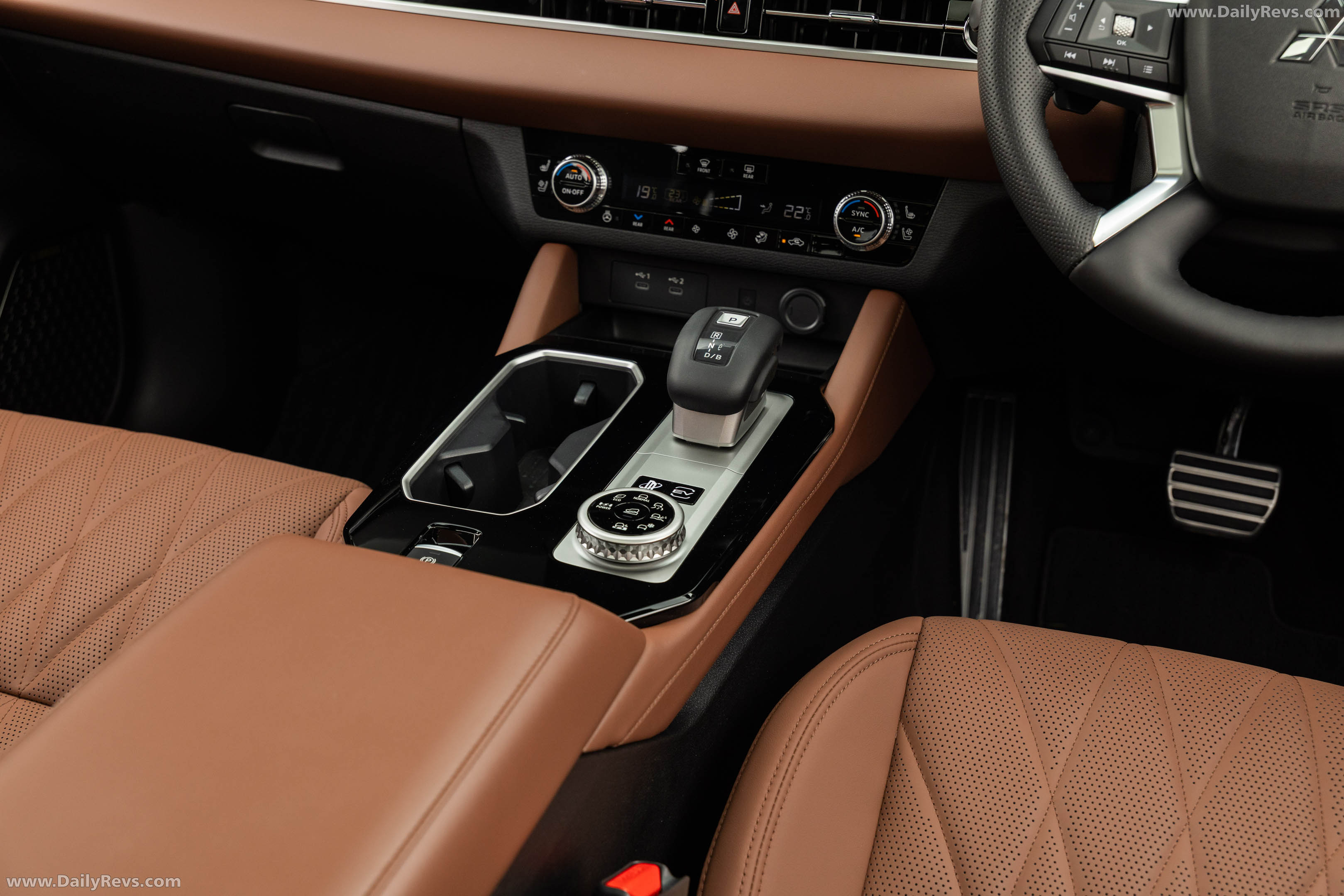 2026 Mitsubishi Outlander PHEV Australian Version Interior