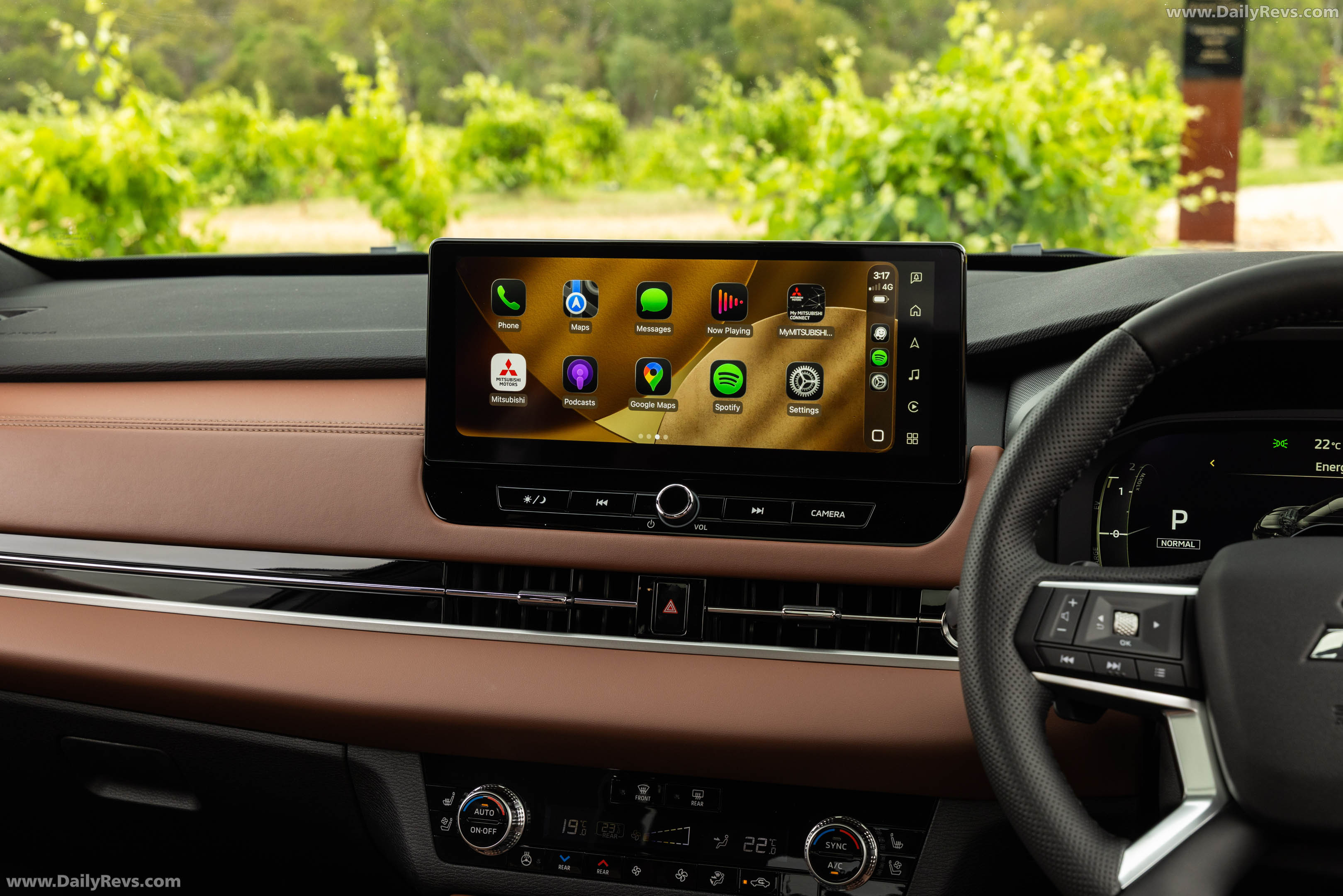 2026 Mitsubishi Outlander PHEV Australian Version Interior