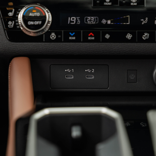 2026 Mitsubishi Outlander PHEV Australian Version Interior