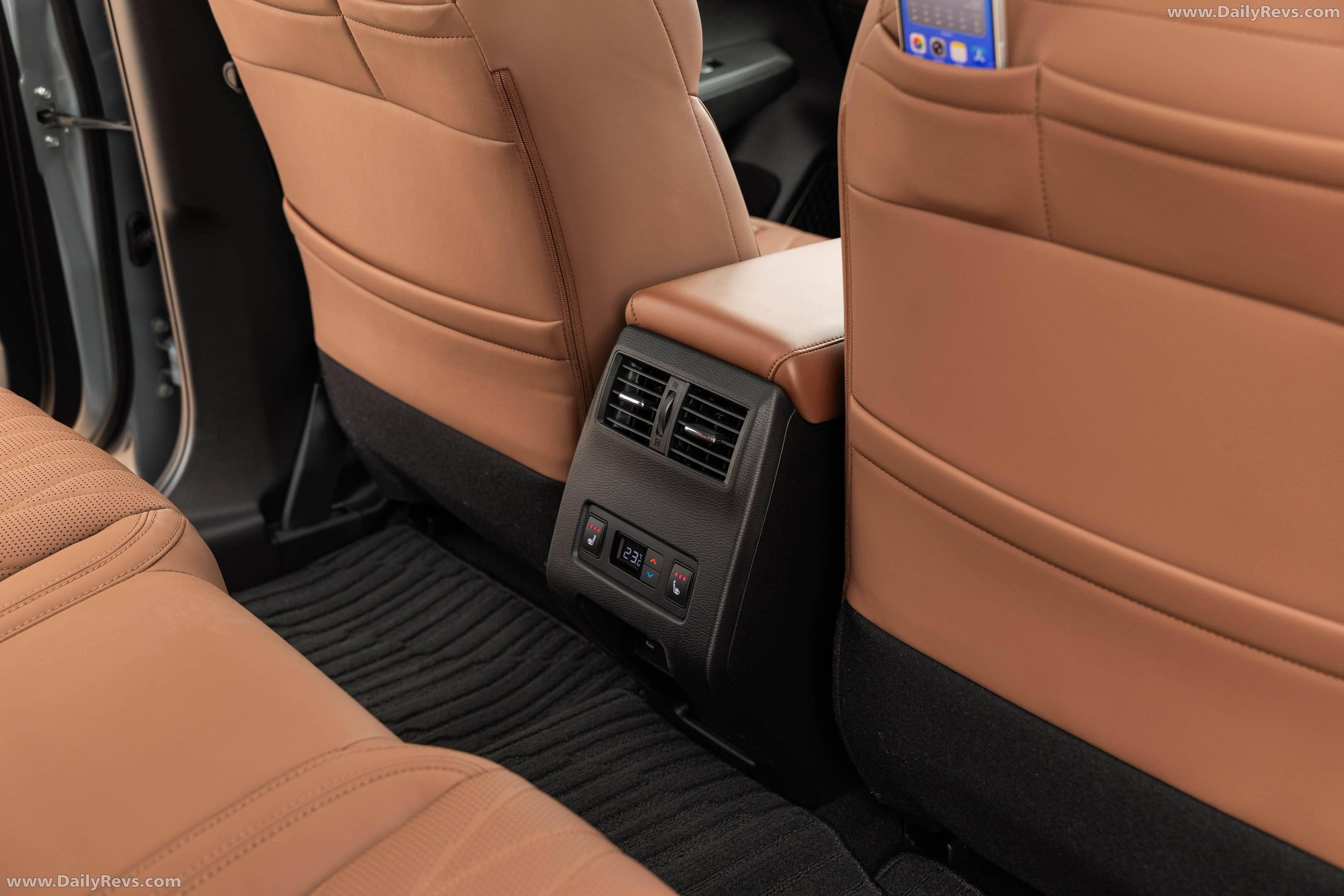 2026 Mitsubishi Outlander PHEV Australian Version Interior
