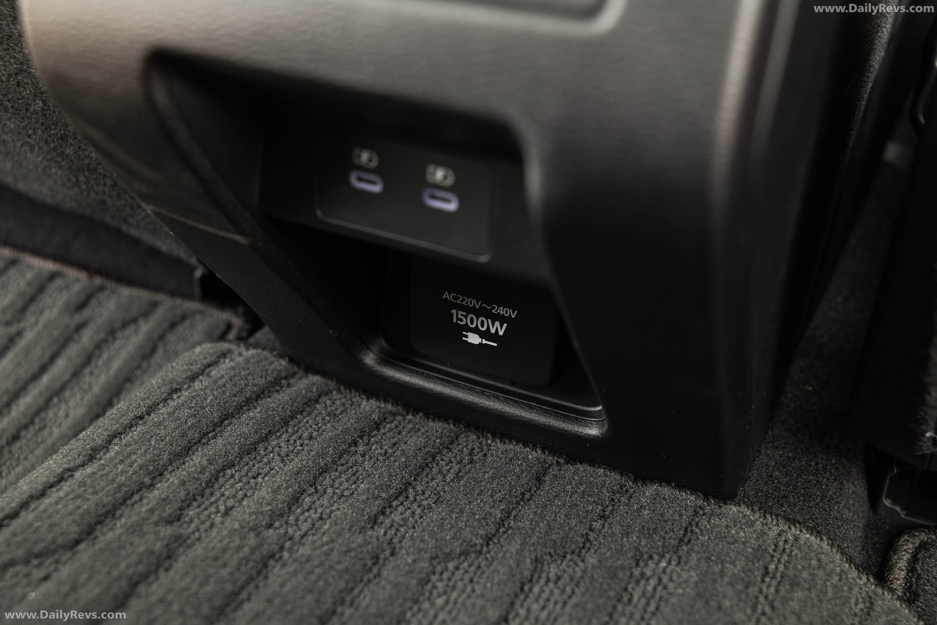 2026 Mitsubishi Outlander PHEV Australian Version Interior