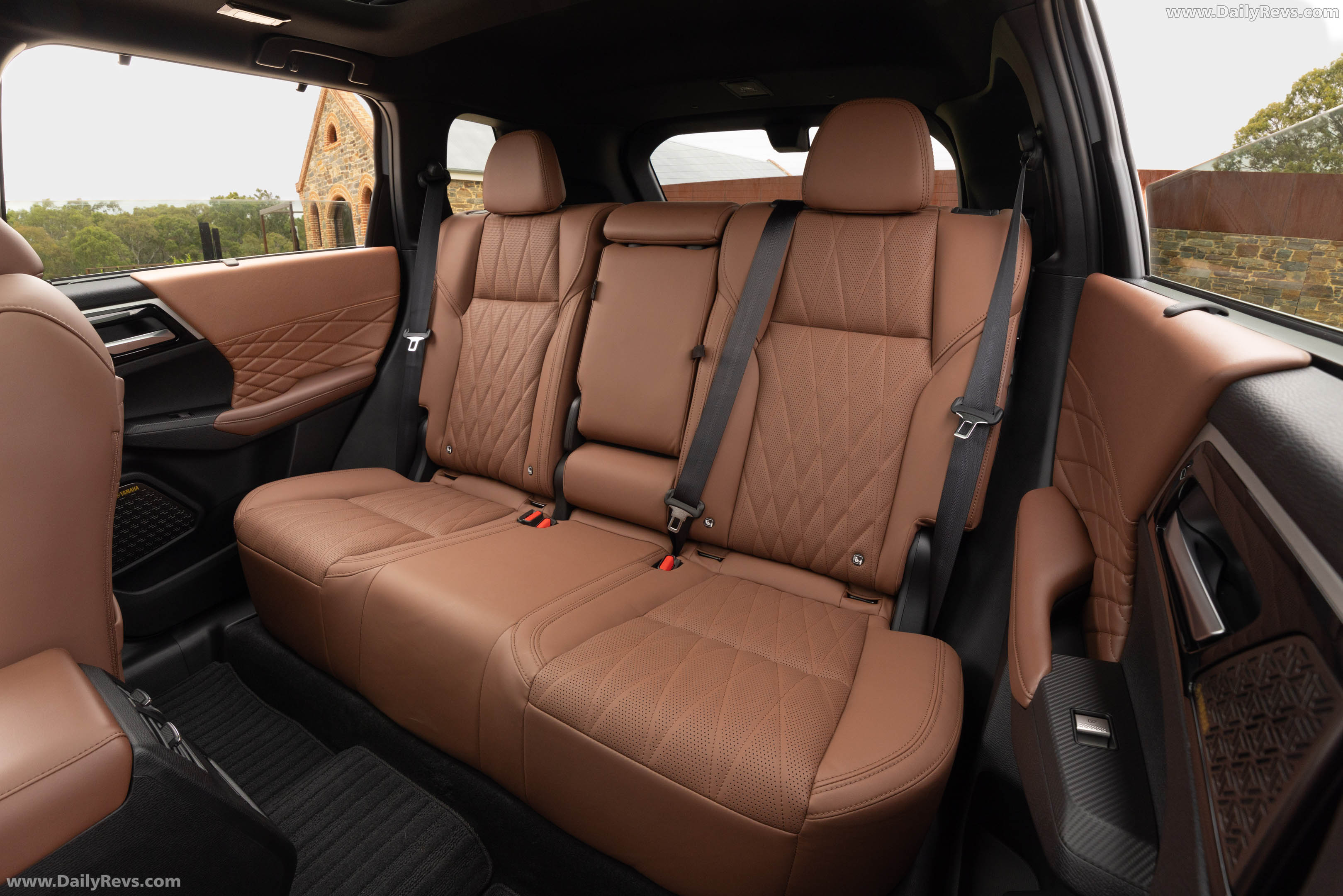 2026 Mitsubishi Outlander PHEV Australian Version Interior