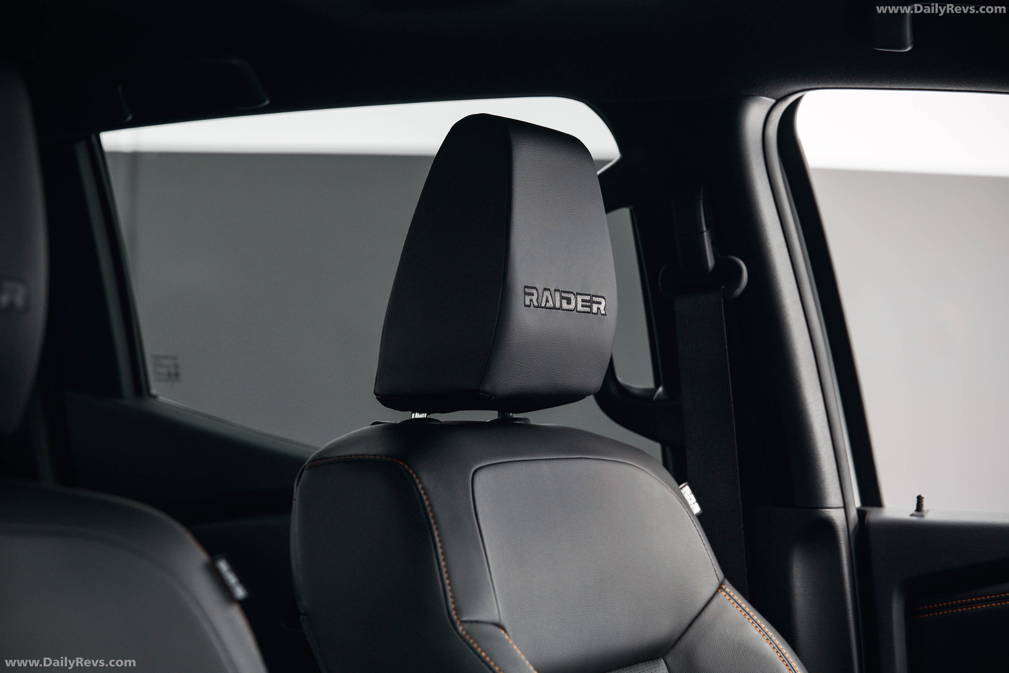 2026 Mitsubishi Triton Raider Interior