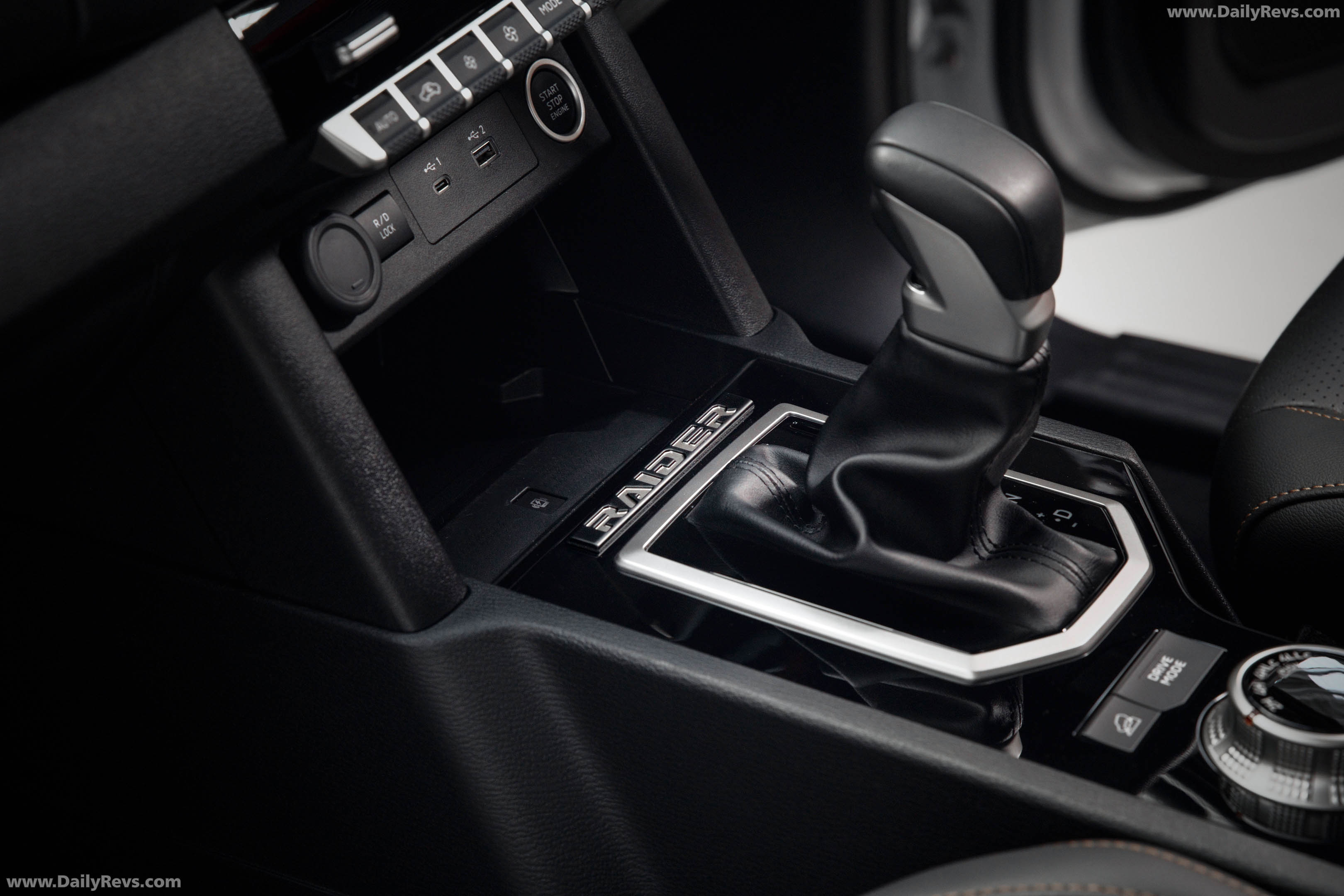 2026 Mitsubishi Triton Raider Interior