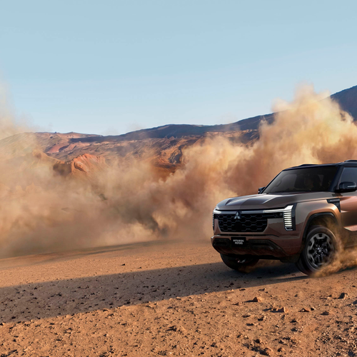2027 Mitsubishi Pajero Cross-Country Side View