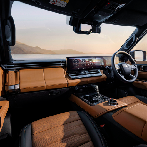 2027 Mitsubishi Pajero Cross-Country Interior