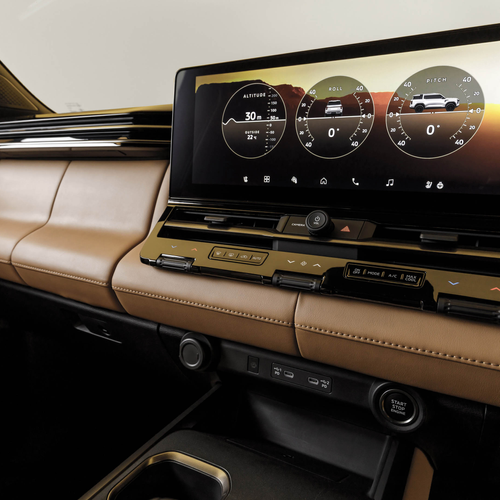 2027 Mitsubishi Pajero Cross-Country Interior