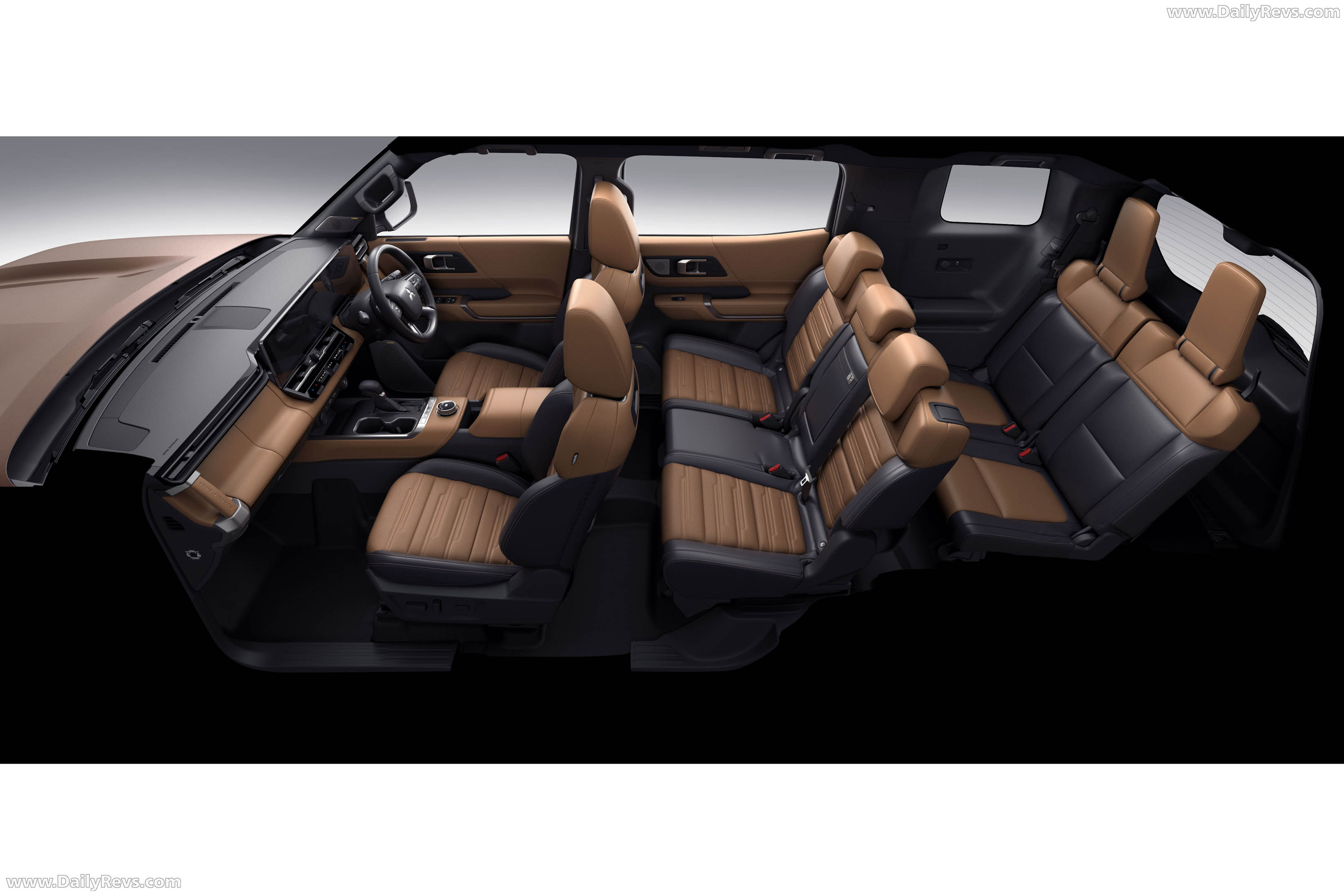 2027 Mitsubishi Pajero Cross-Country Interior