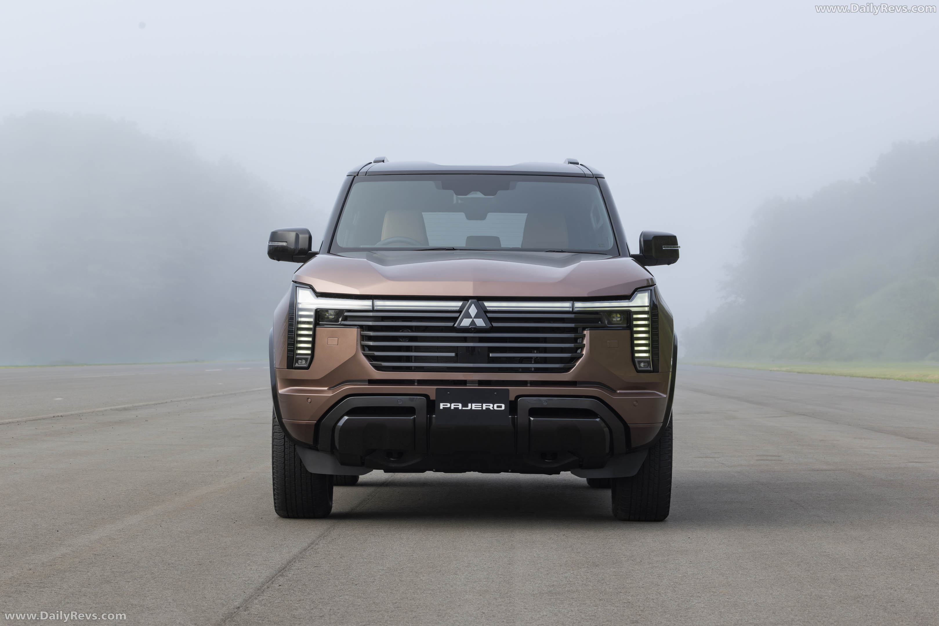 2027 Mitsubishi Pajero Australian Version Front View