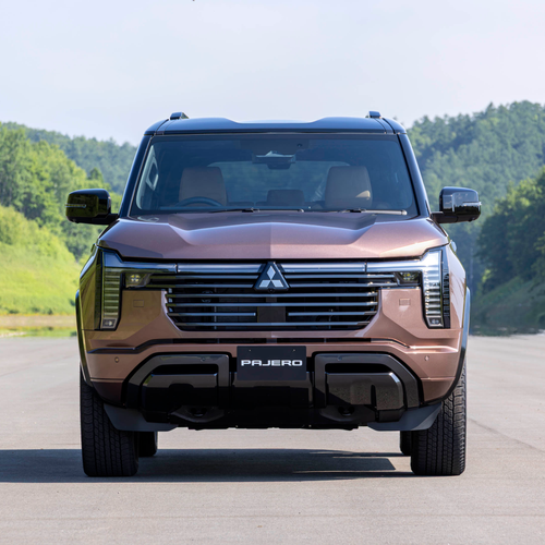 2027 Mitsubishi Pajero Australian Version Front View