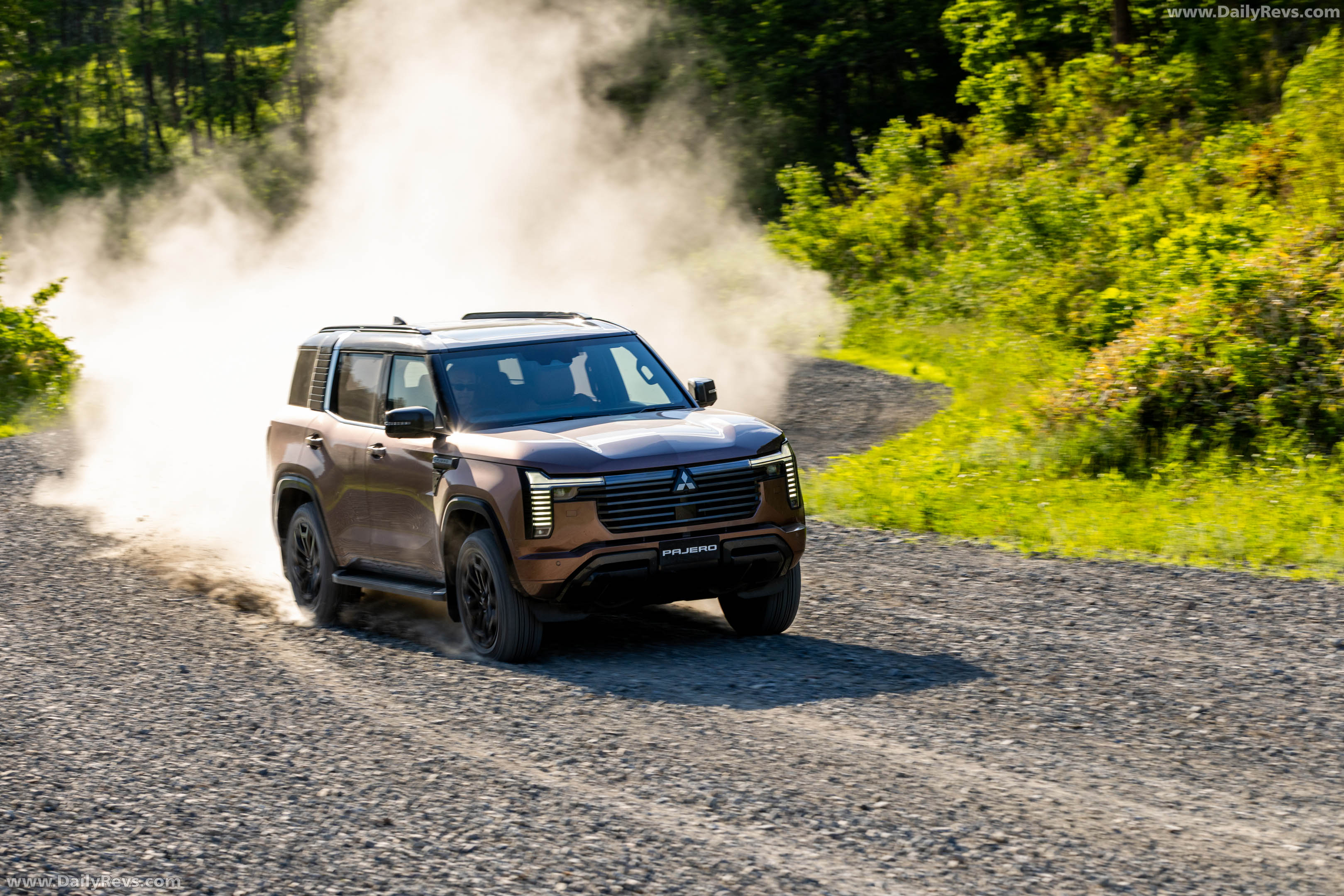 2027 Mitsubishi Pajero Australian Version Front View