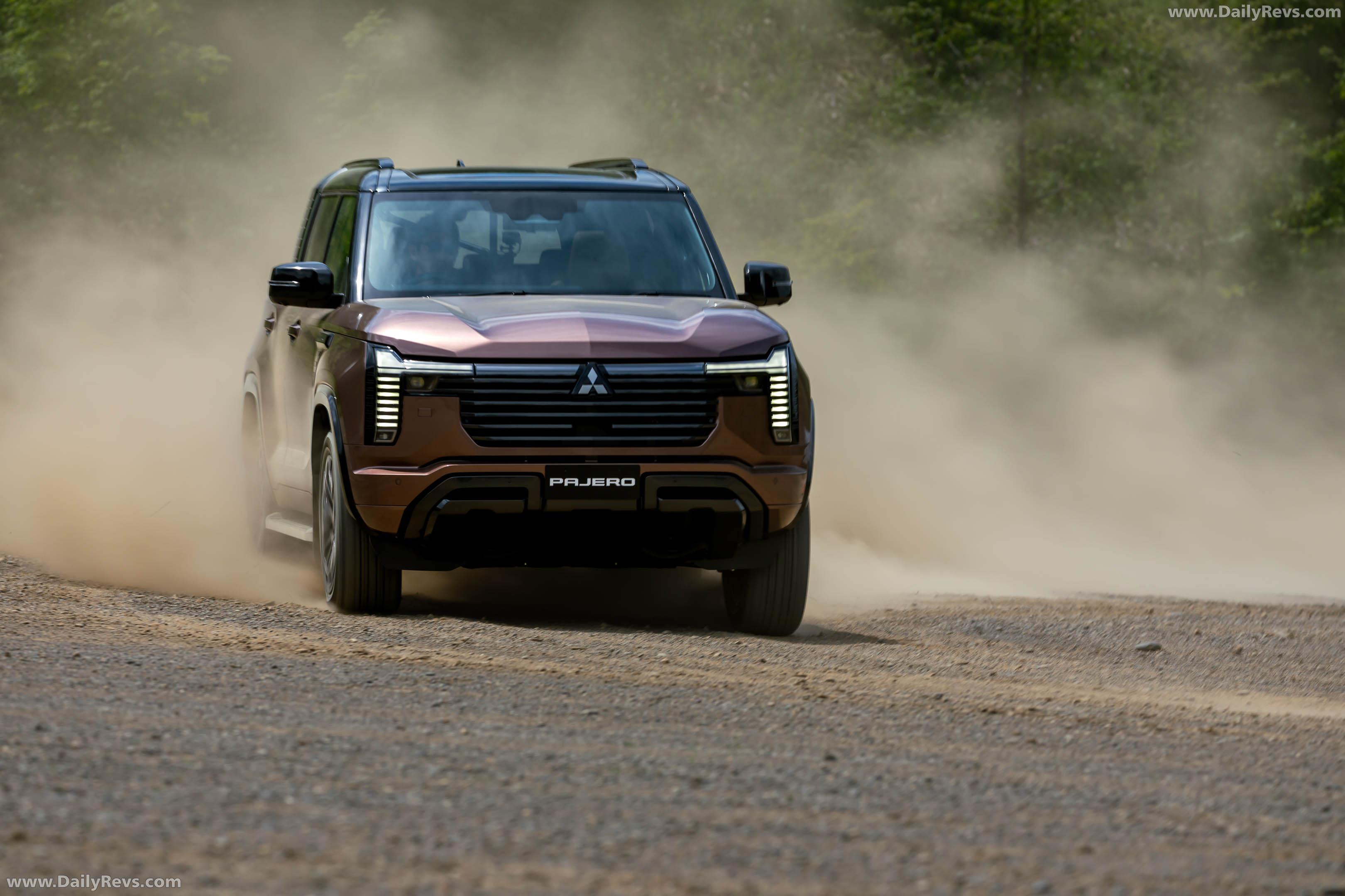 2027 Mitsubishi Pajero Australian Version Front View