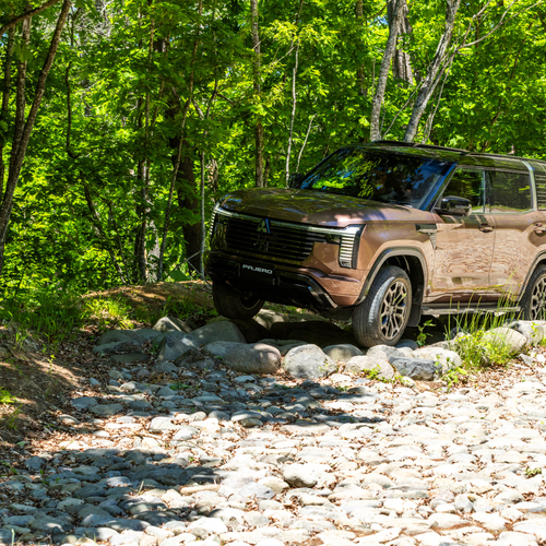 2027 Mitsubishi Pajero Australian Version Front View