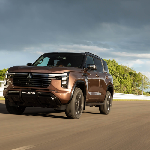 2027 Mitsubishi Pajero Australian Version Front View