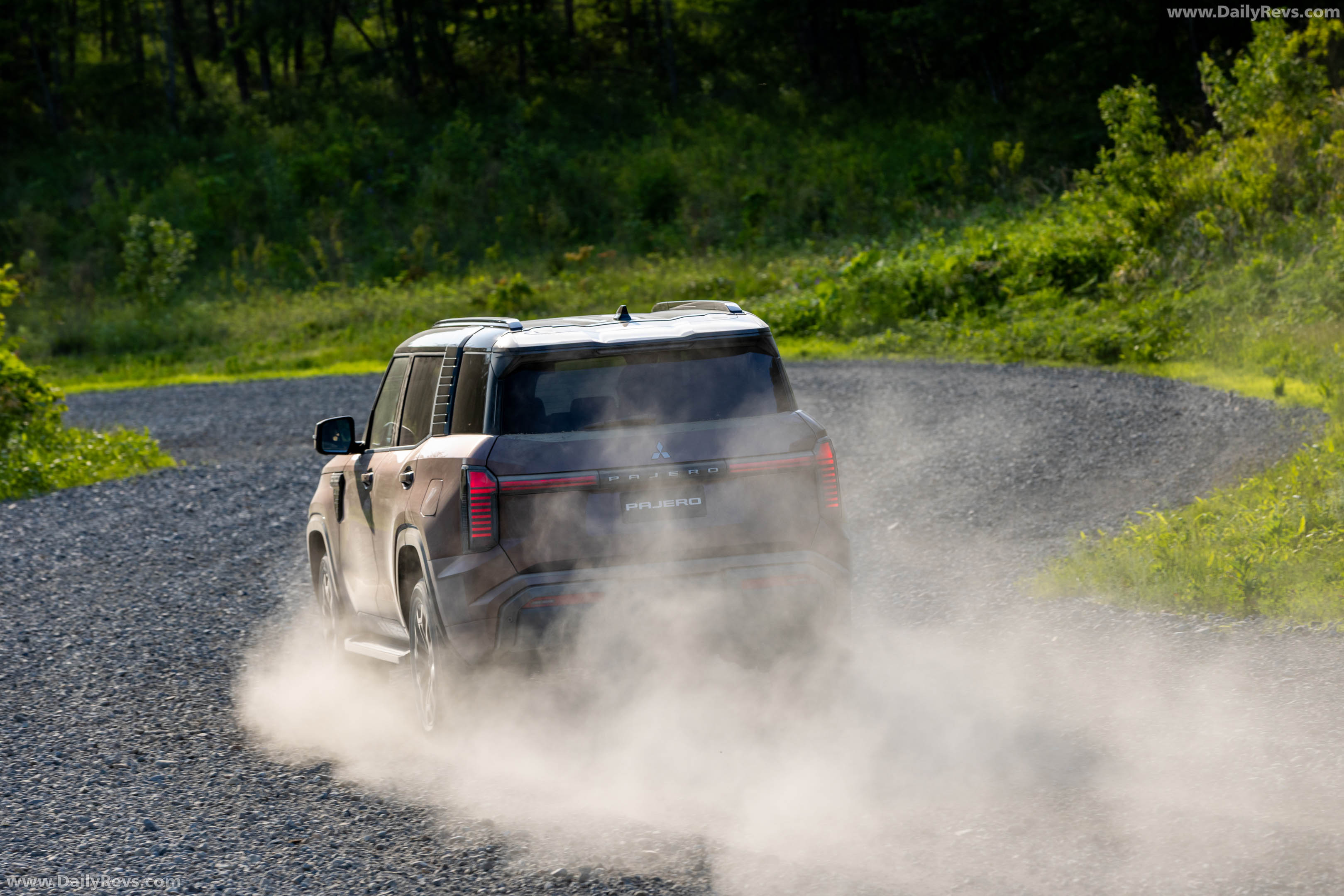 2027 Mitsubishi Pajero Australian Version Rear View