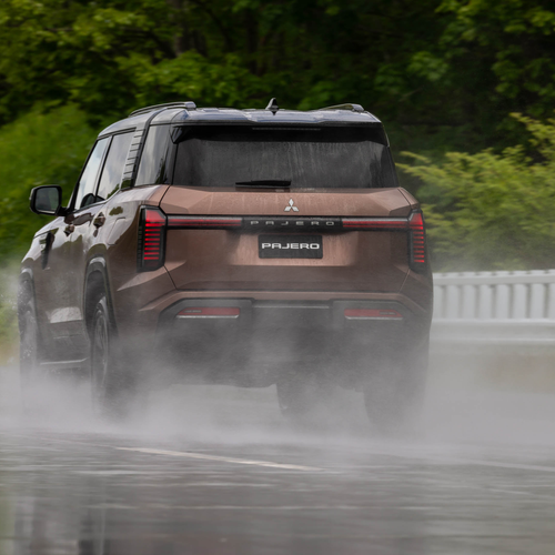 2027 Mitsubishi Pajero Australian Version Rear View
