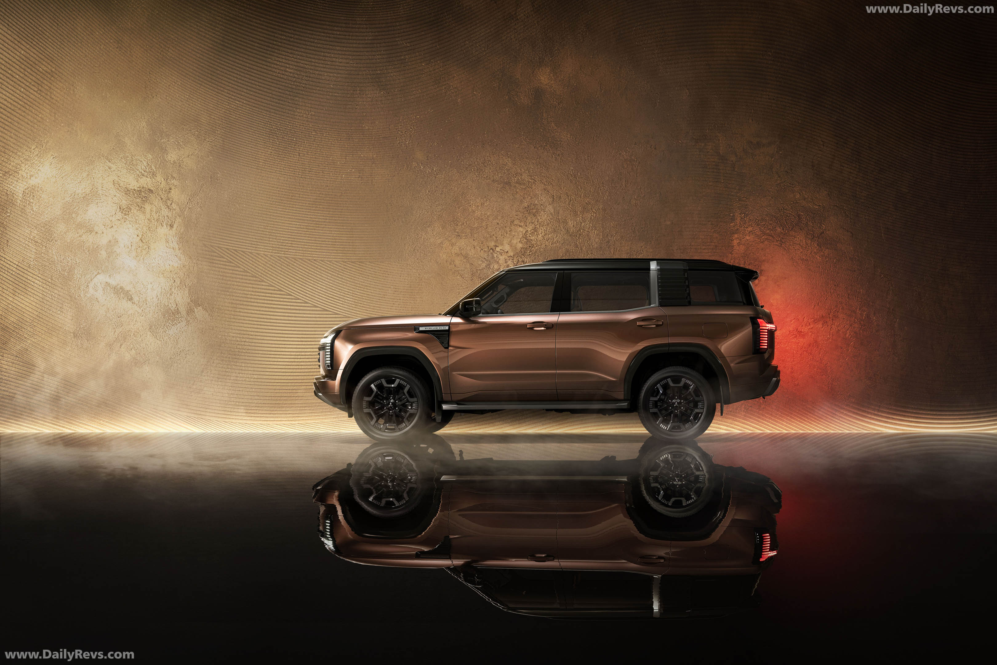2027 Mitsubishi Pajero Australian Version Side View