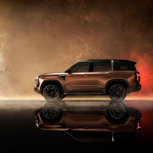 2027 Mitsubishi Pajero Australian Version Side View