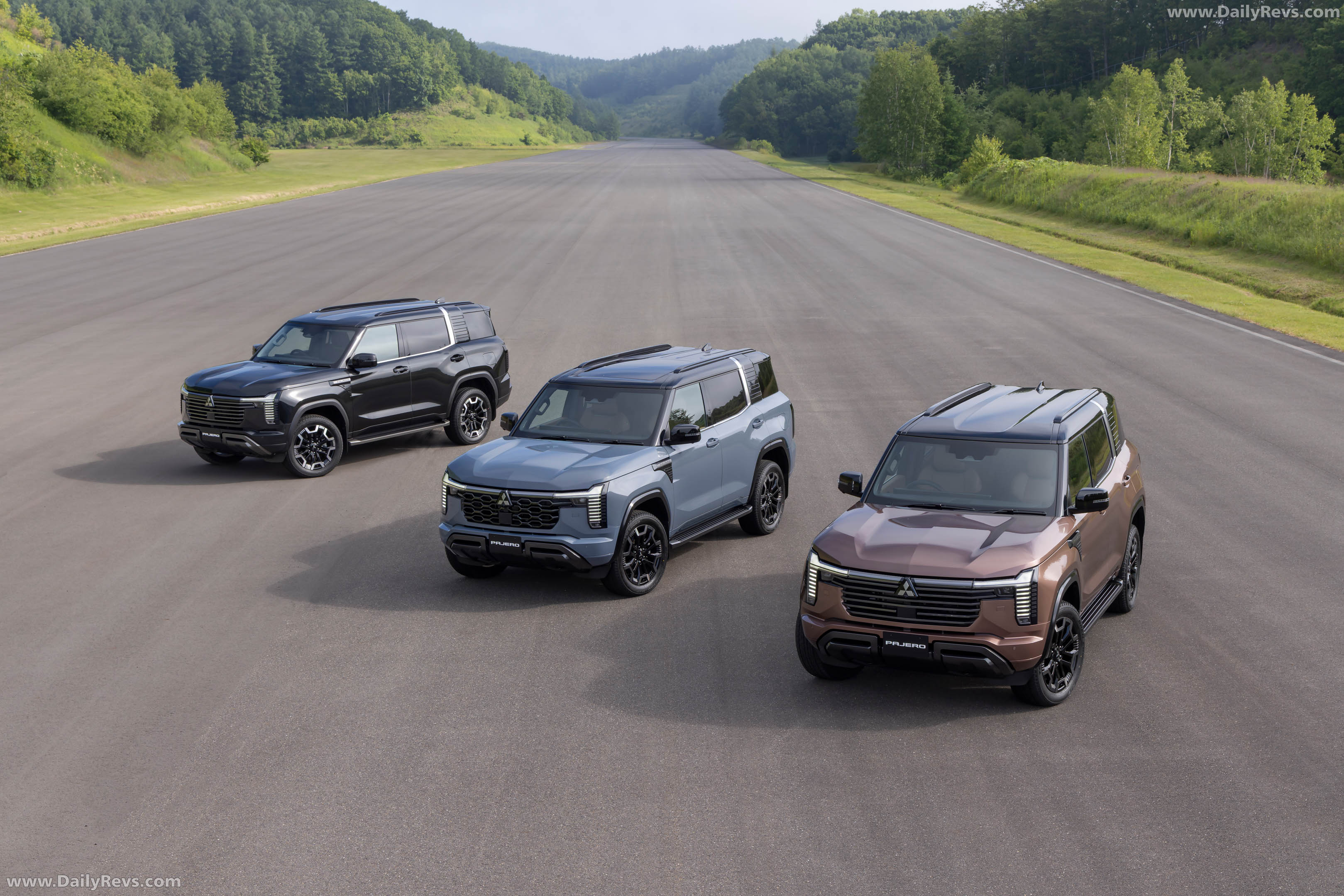 2027 Mitsubishi Pajero Australian Version Top View