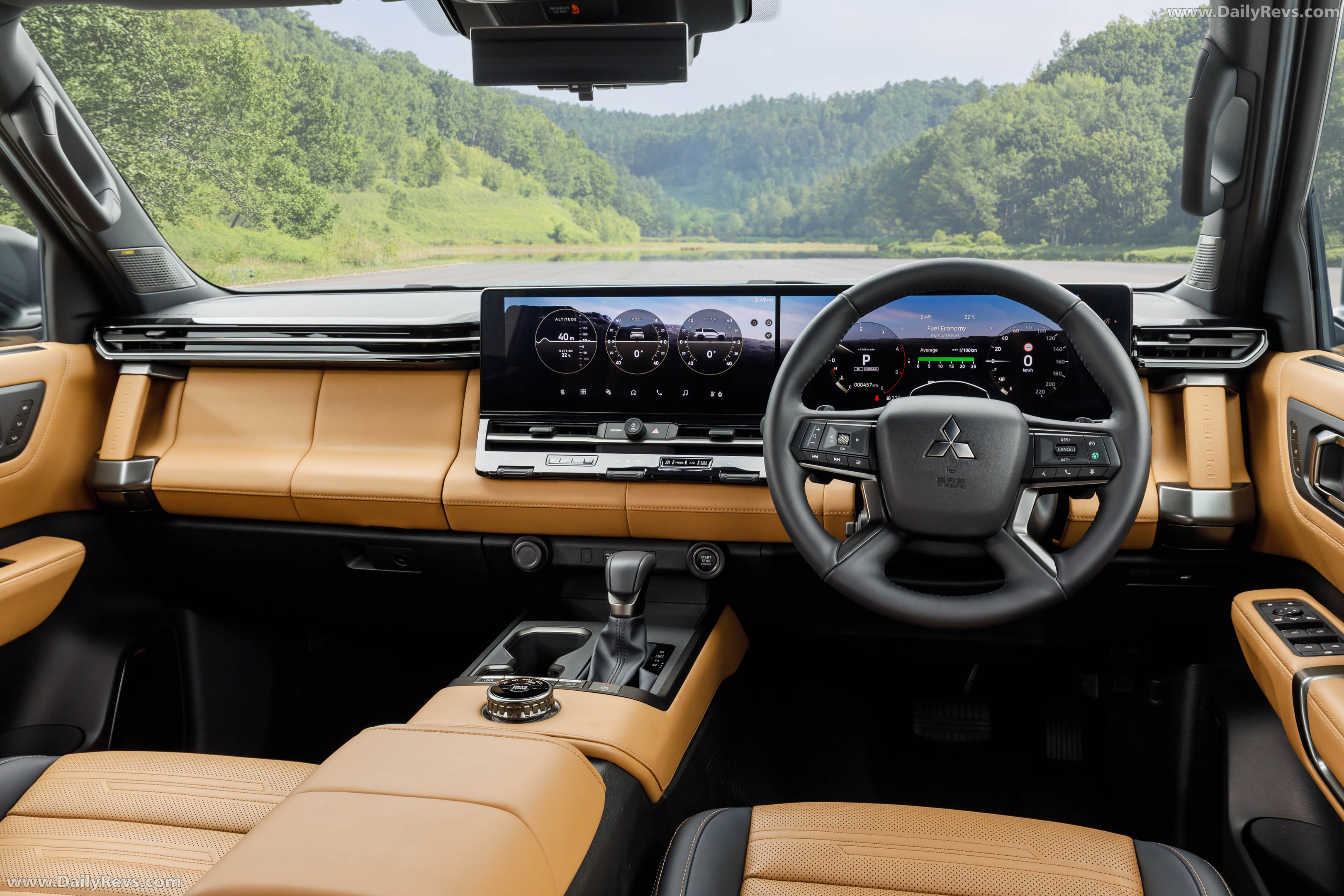 2027 Mitsubishi Pajero Australian Version Interior