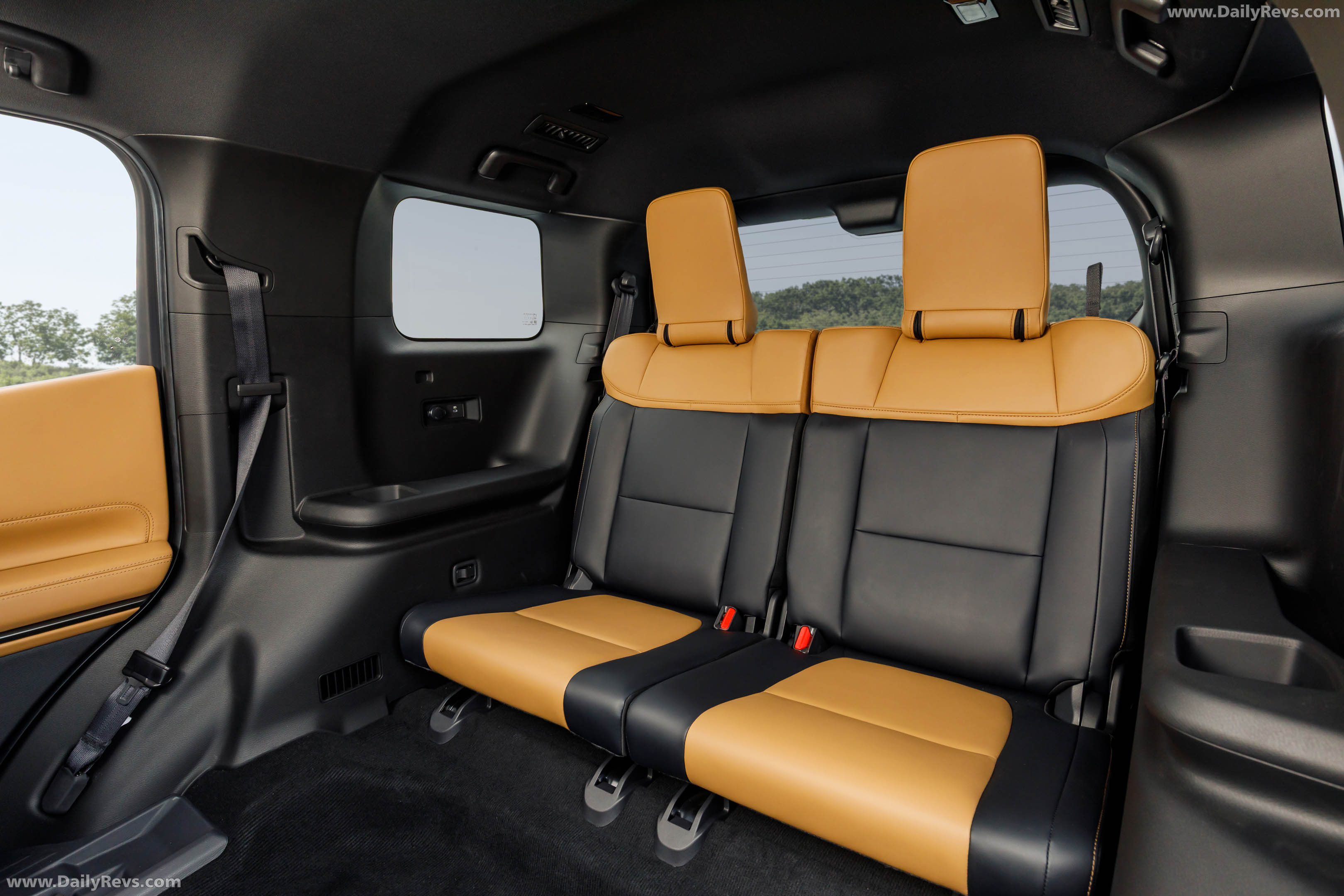 2027 Mitsubishi Pajero Australian Version Interior