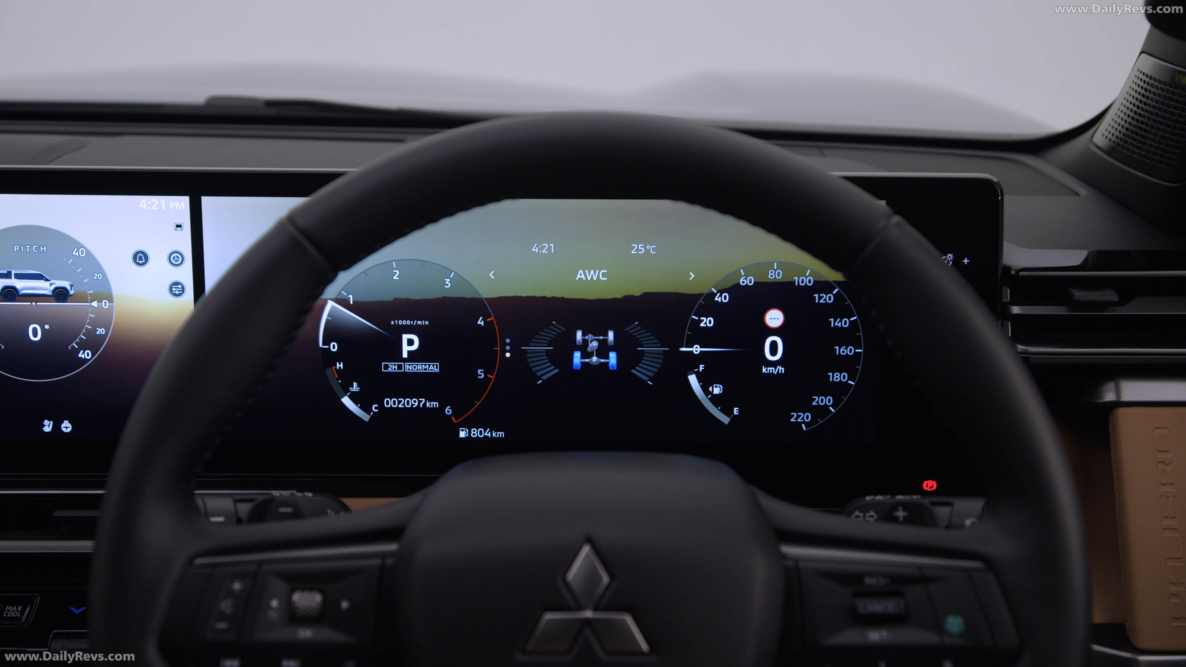 2027 Mitsubishi Pajero Australian Version Interior