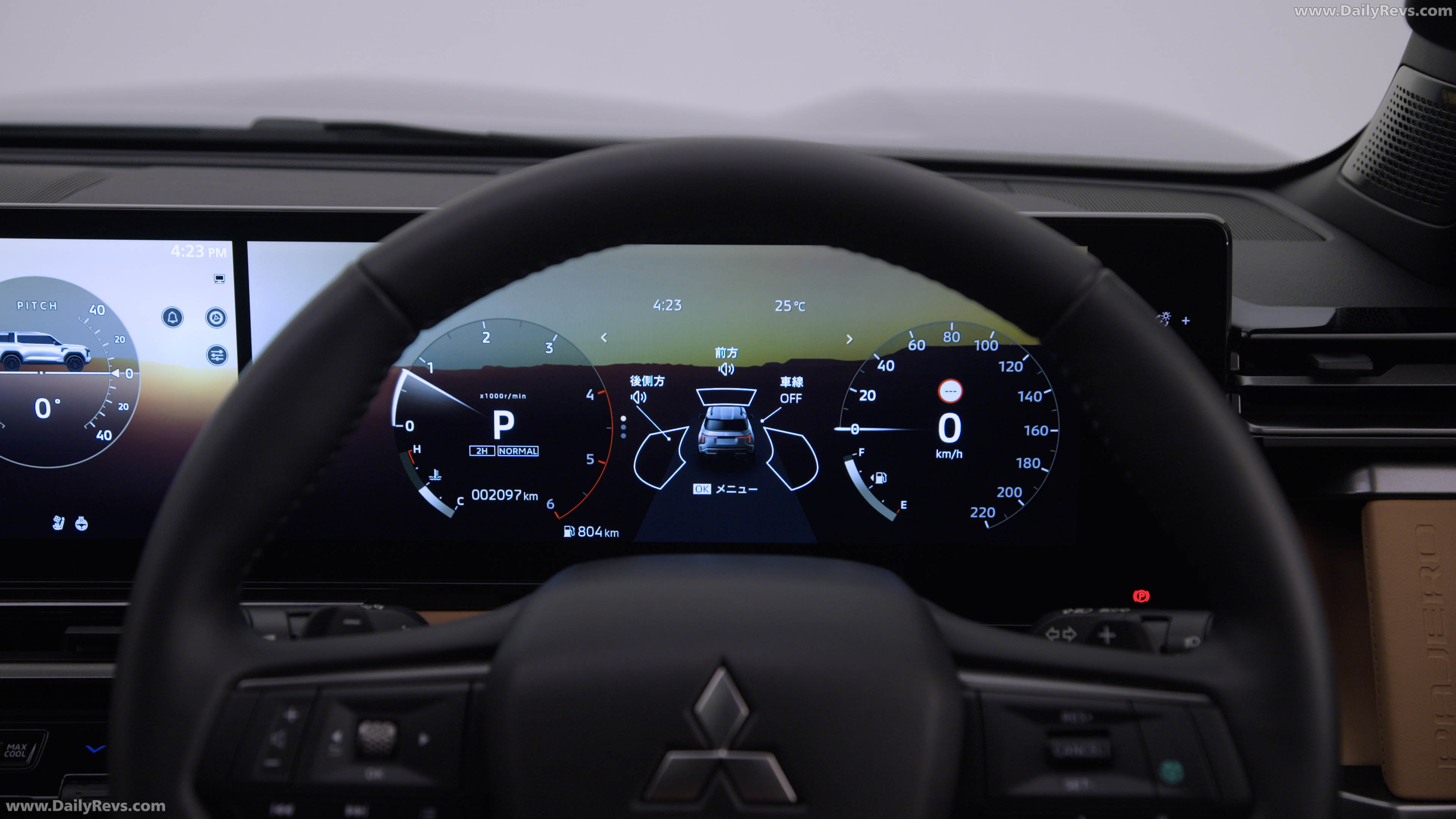 2027 Mitsubishi Pajero Australian Version Interior