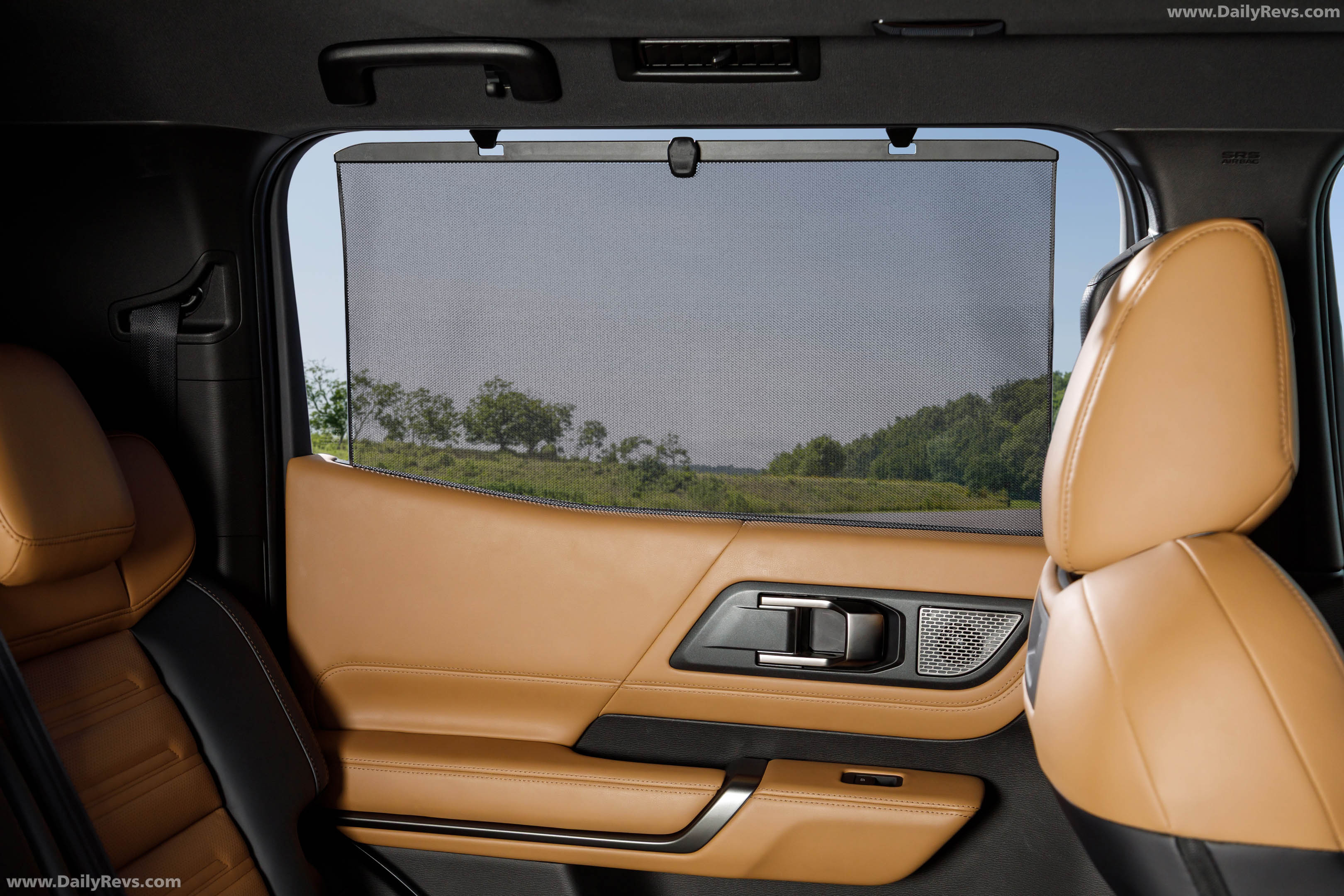 2027 Mitsubishi Pajero Australian Version Interior