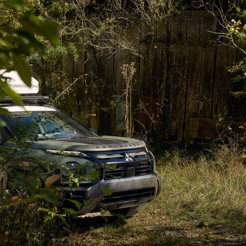 2028 Mitsubishi Outlander Diamond Trail Edition Exterior