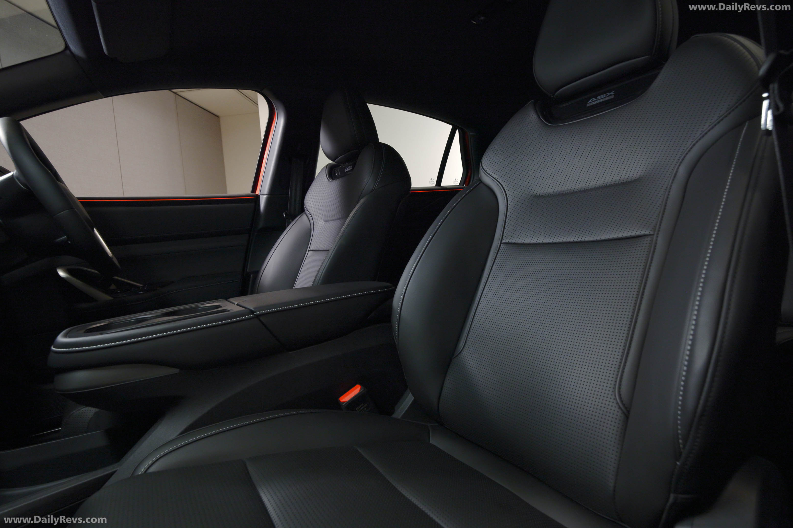 2027 Mitsubishi ASX VR-e Aspire Interior