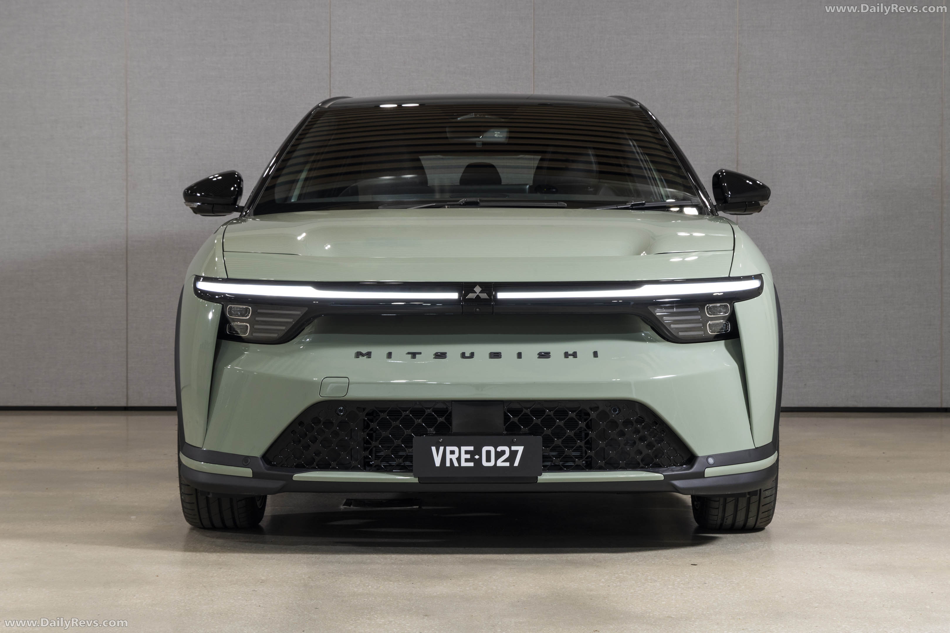 2027 Mitsubishi ASX VR-e GSR Front View