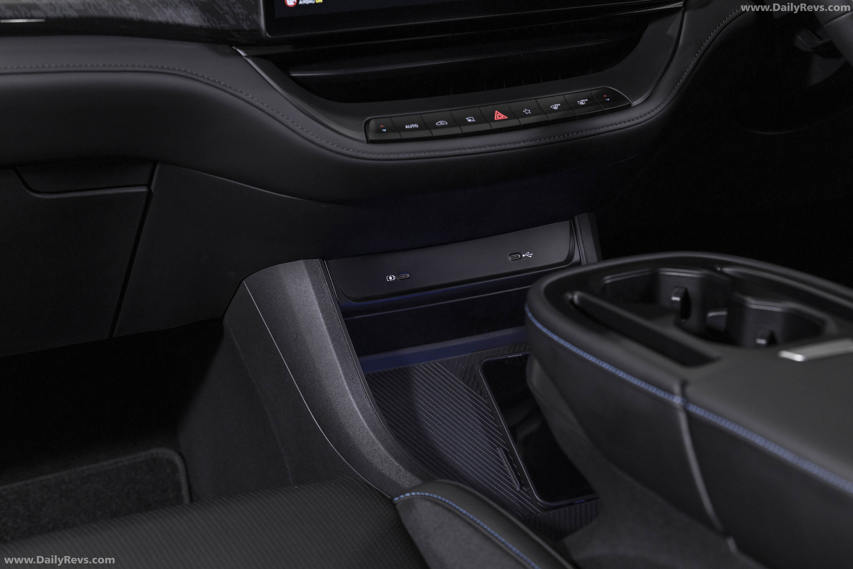 2027 Mitsubishi ASX VR-e GSR Interior