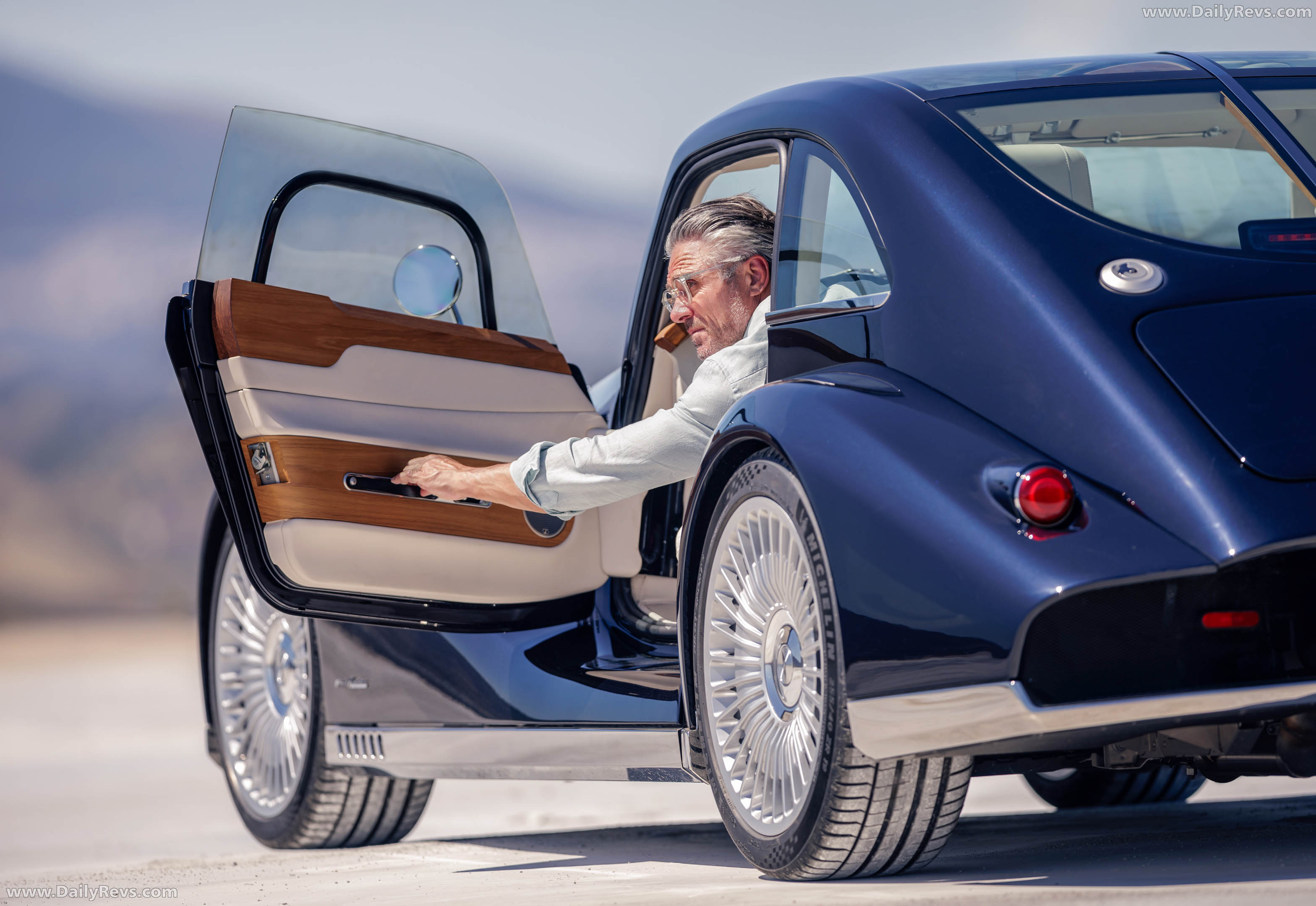 2026 Morgan Midsummer Coupe Interior