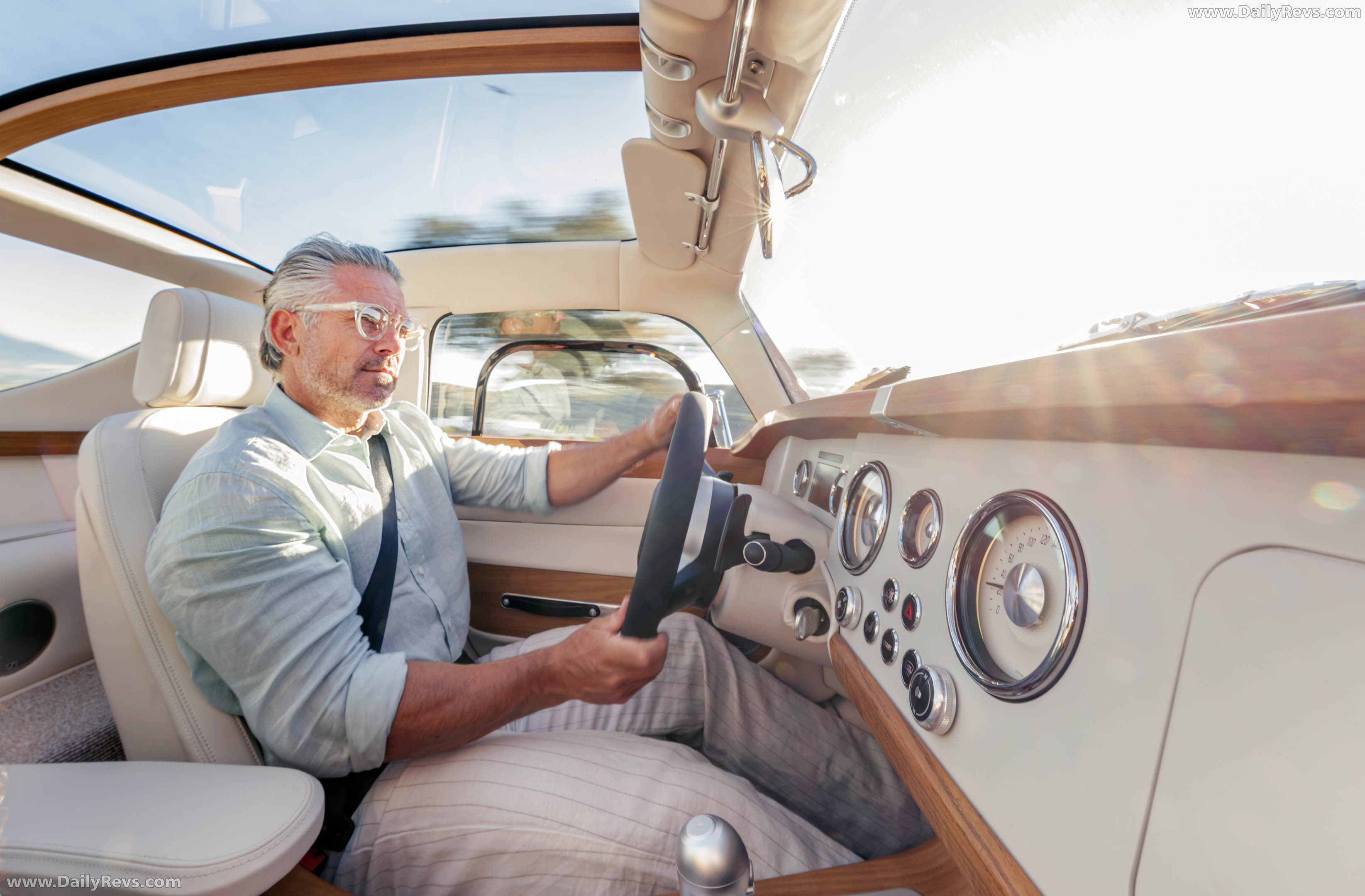 2026 Morgan Midsummer Coupe Interior