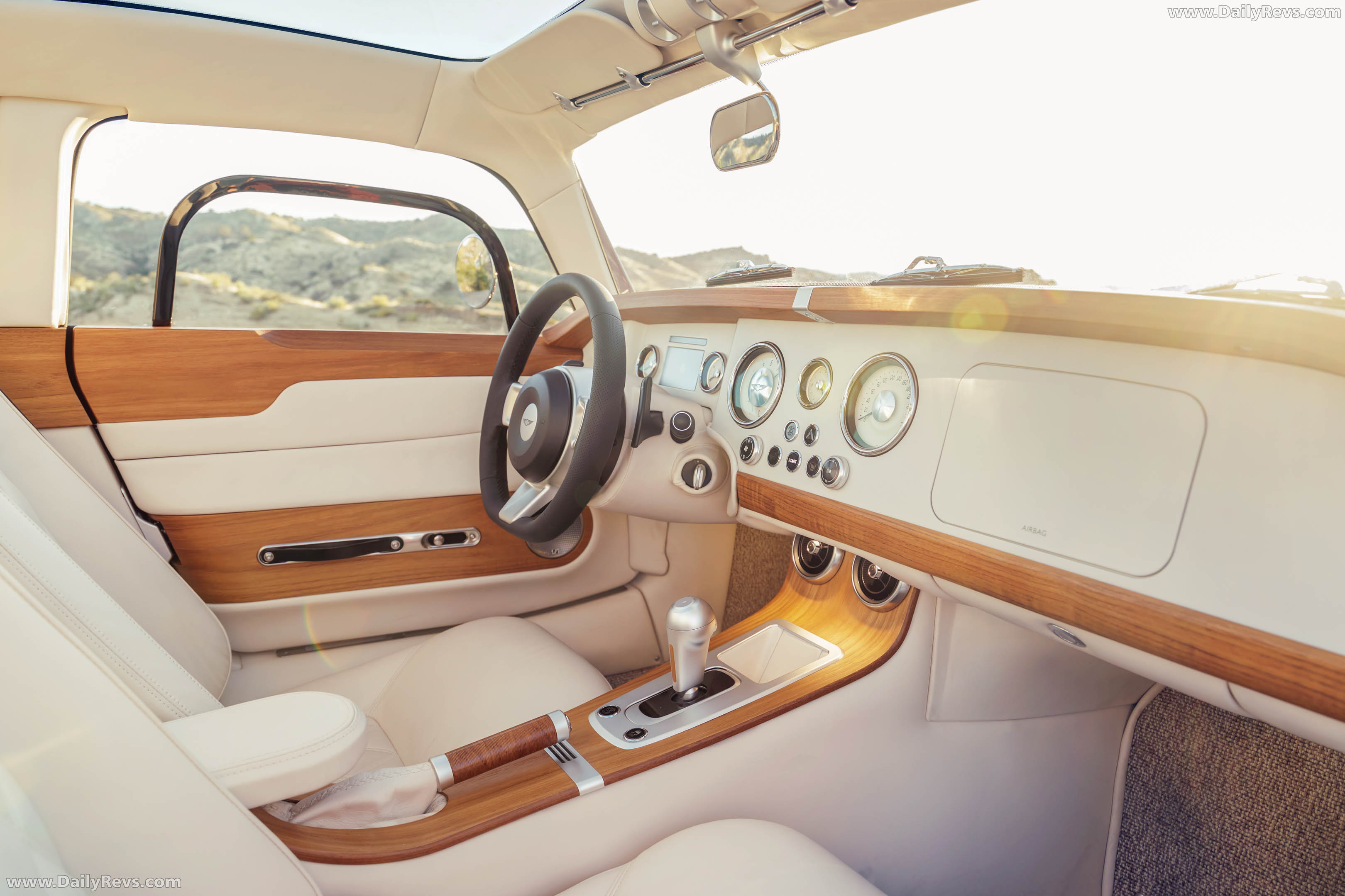 2026 Morgan Midsummer Coupe Interior