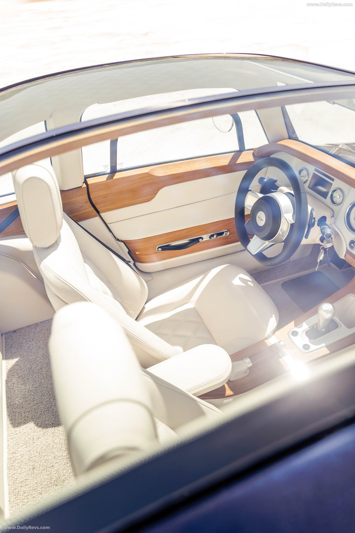 2026 Morgan Midsummer Coupe Interior