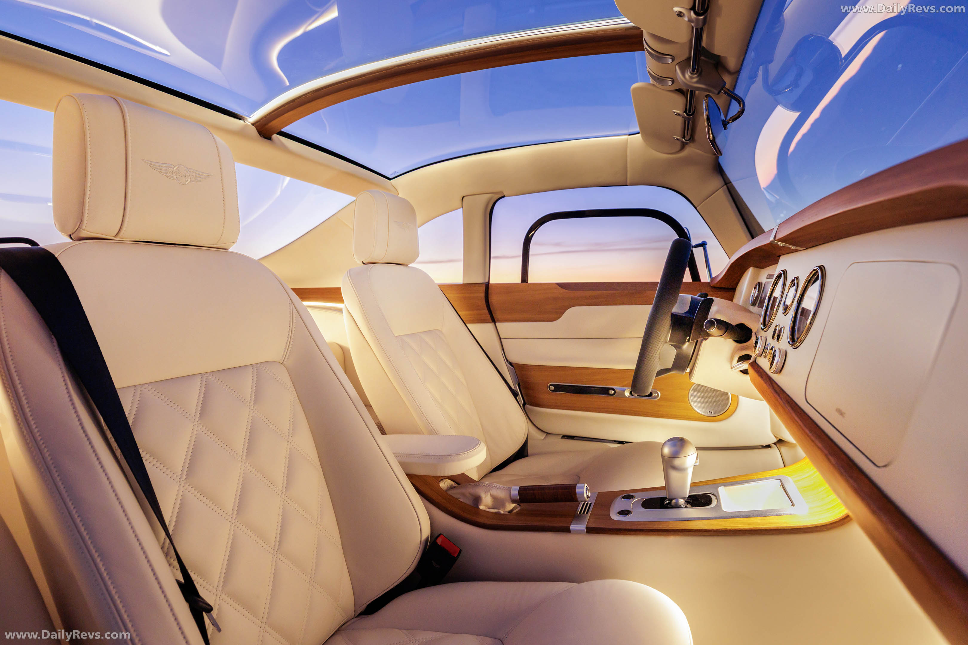 2026 Morgan Midsummer Coupe Interior