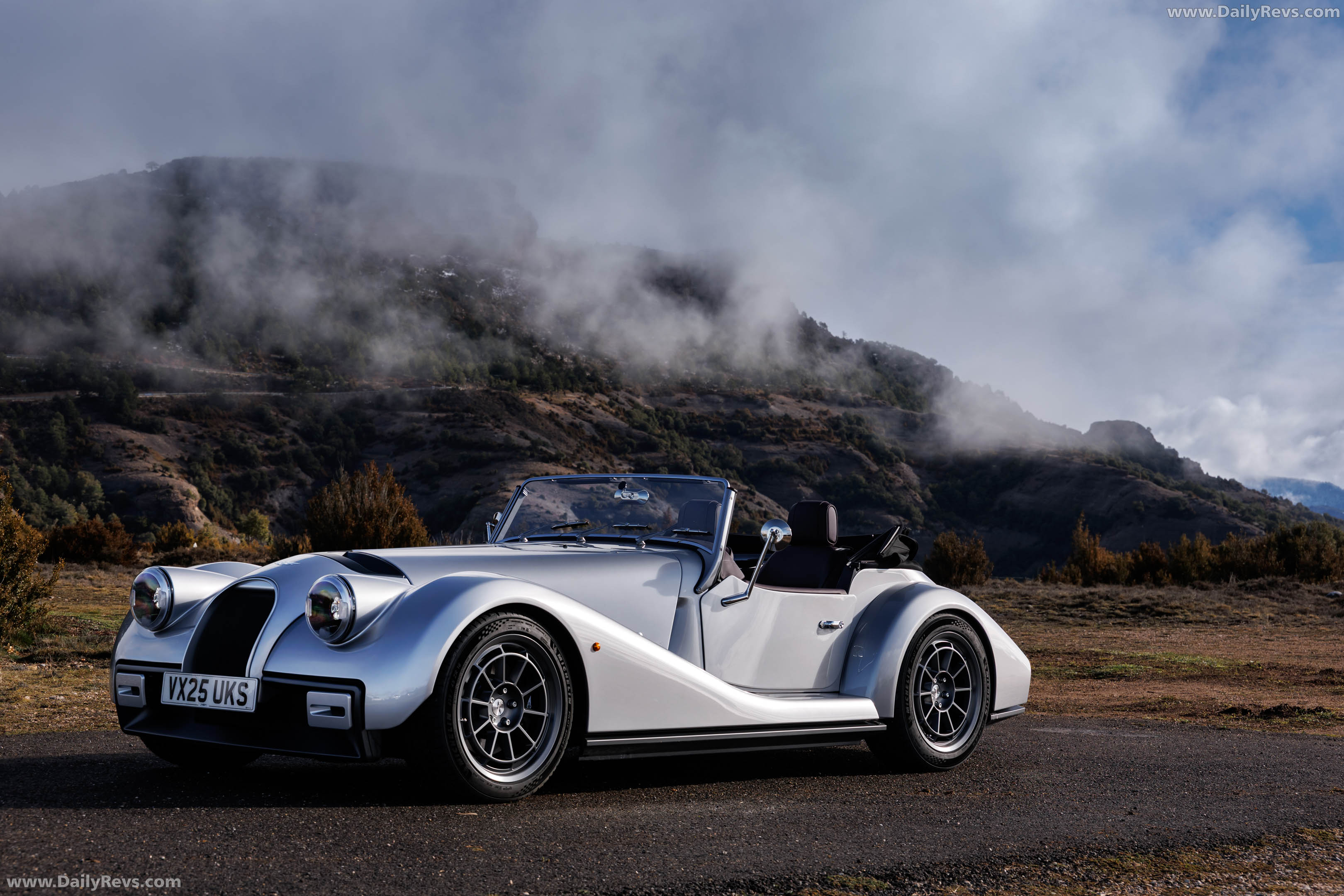 2026 Morgan Supersport GT Silver Front View