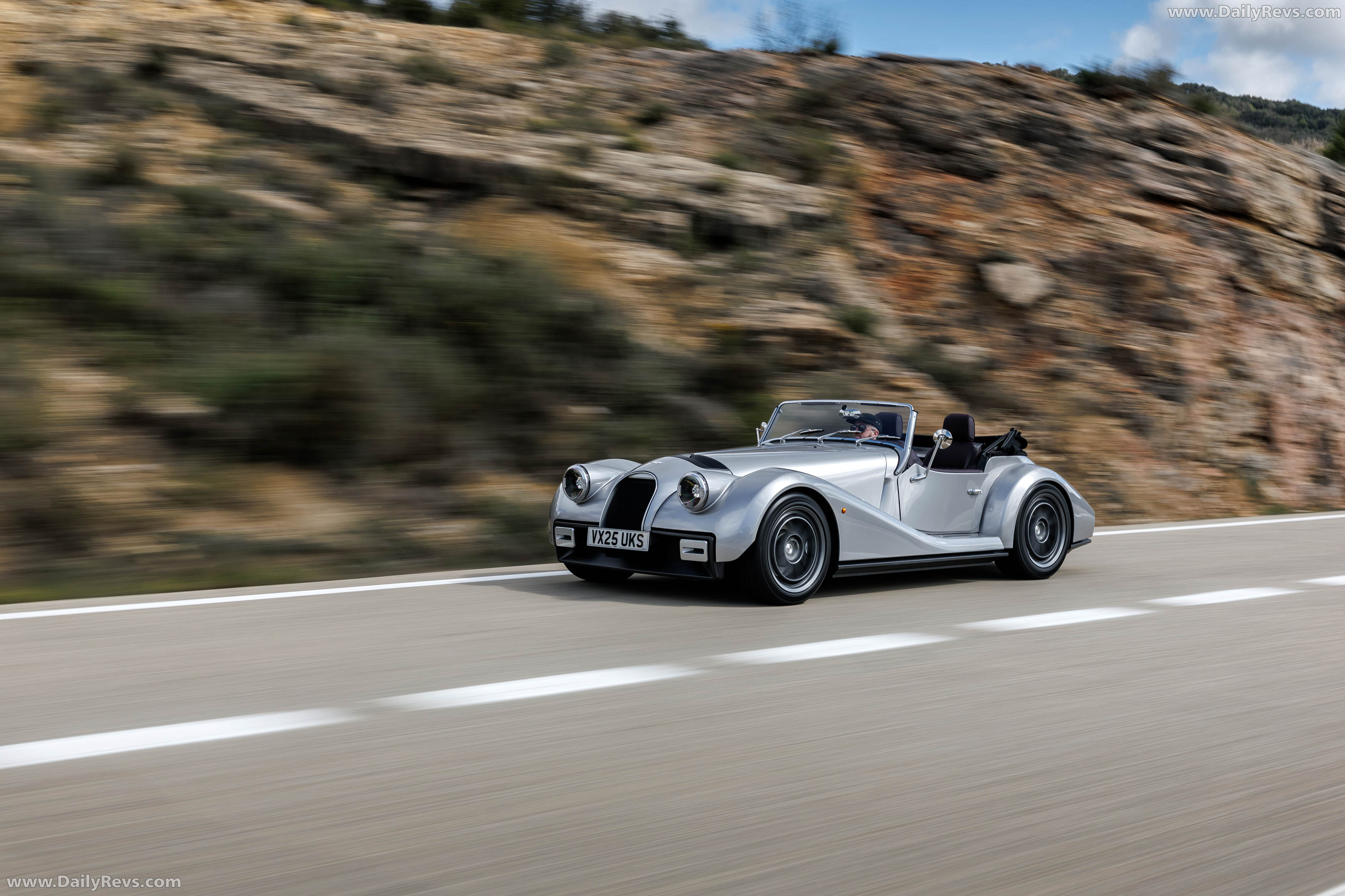 2026 Morgan Supersport GT Silver Front View