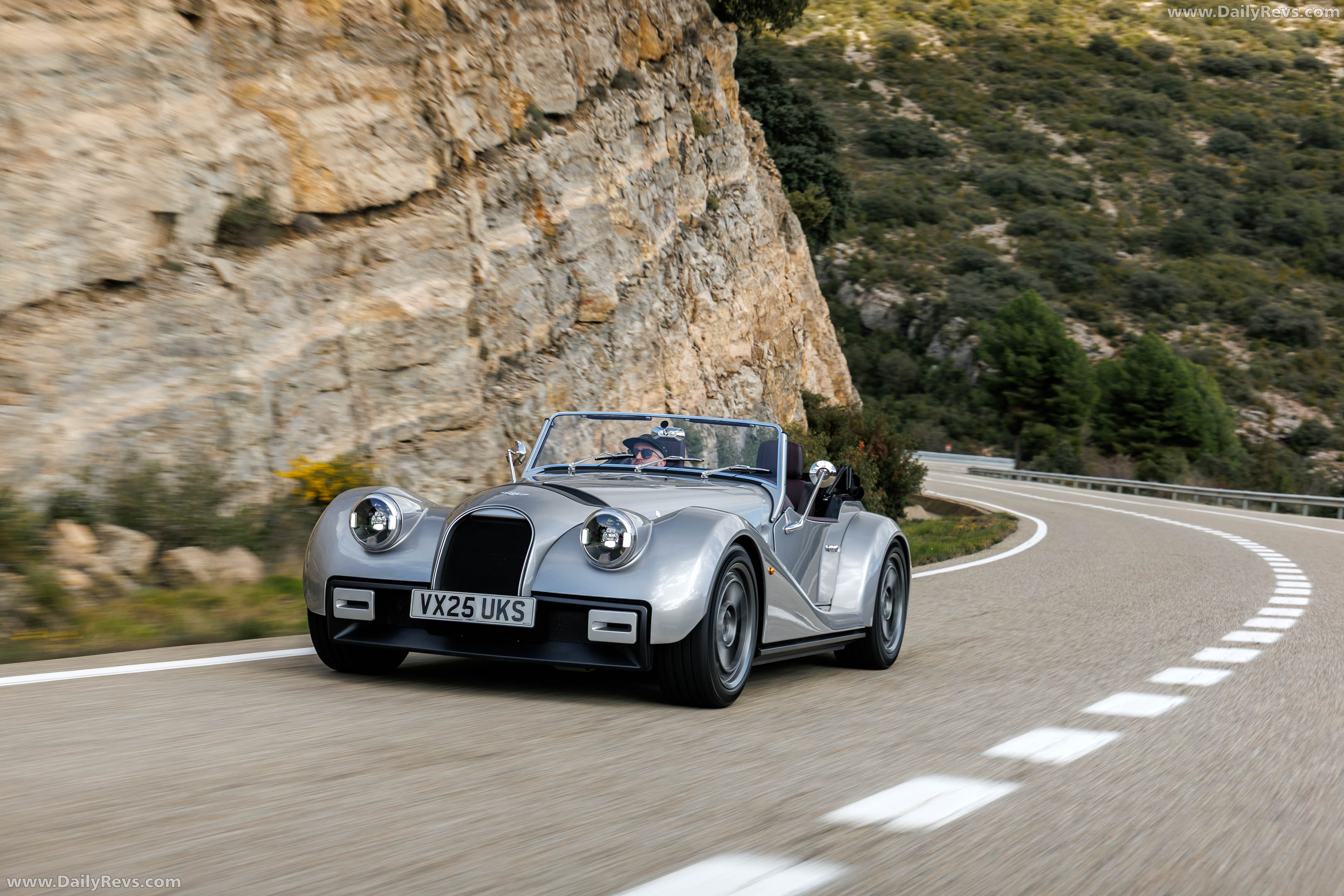 2026 Morgan Supersport GT Silver Front View