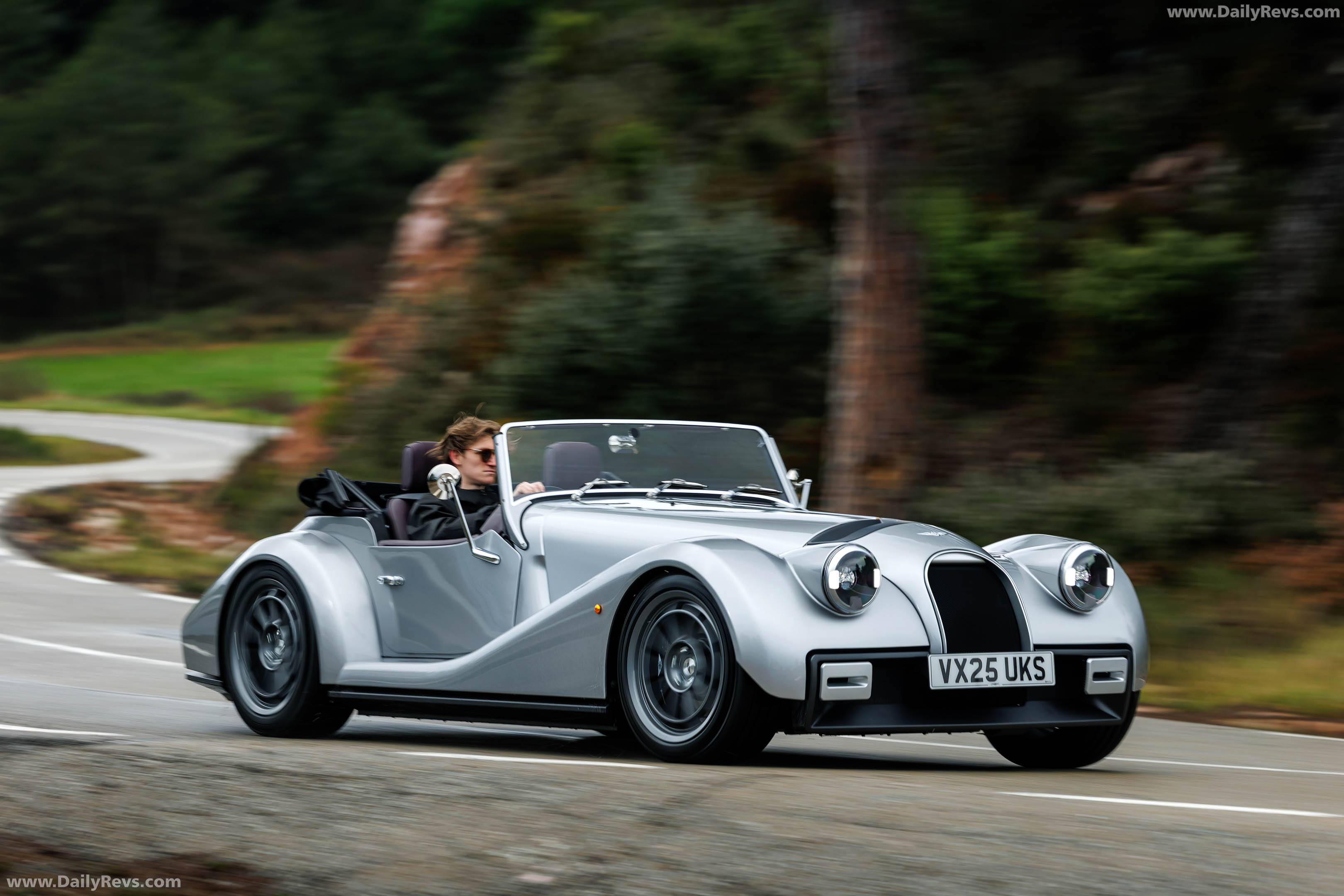2026 Morgan Supersport GT Silver Front View
